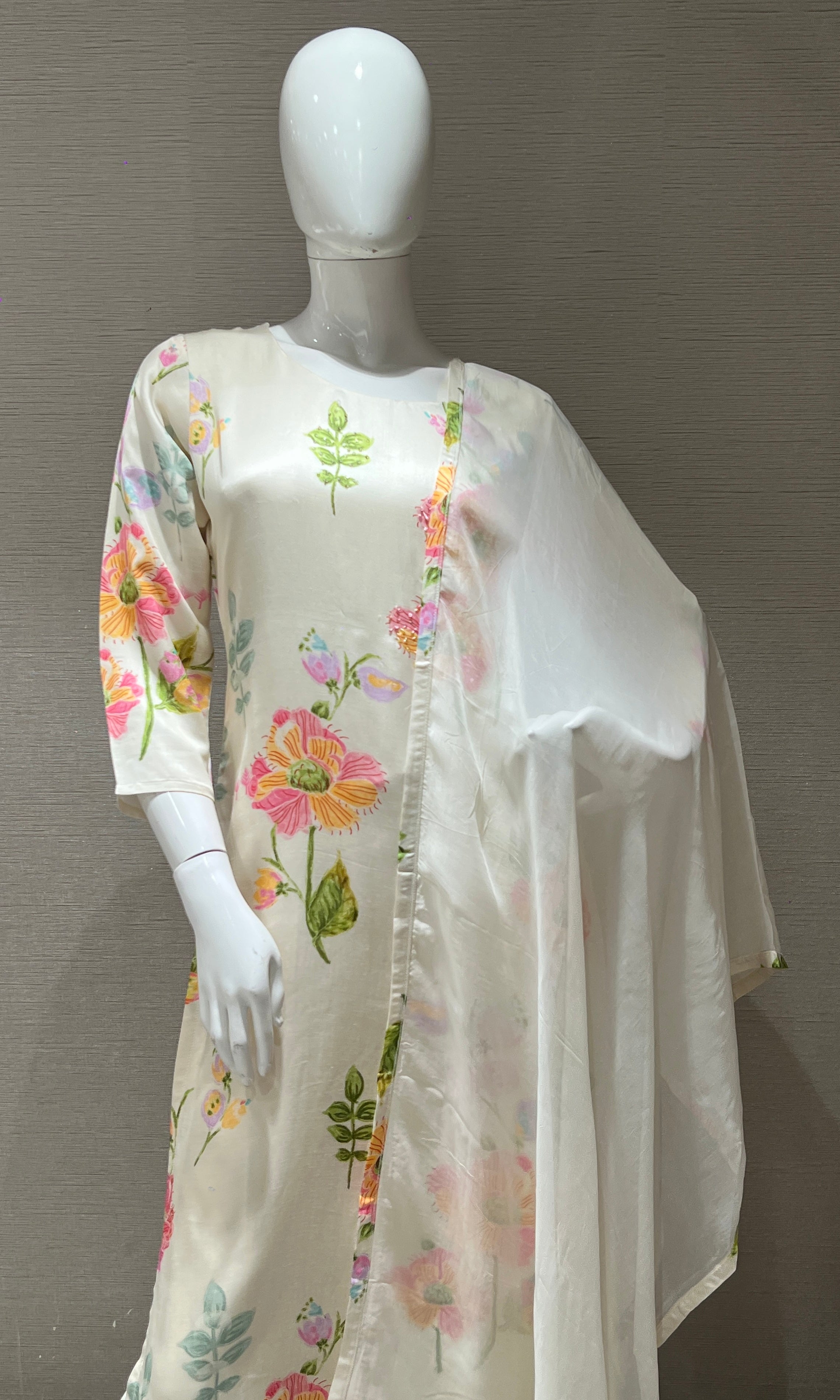 Ivory floral print kurta set
