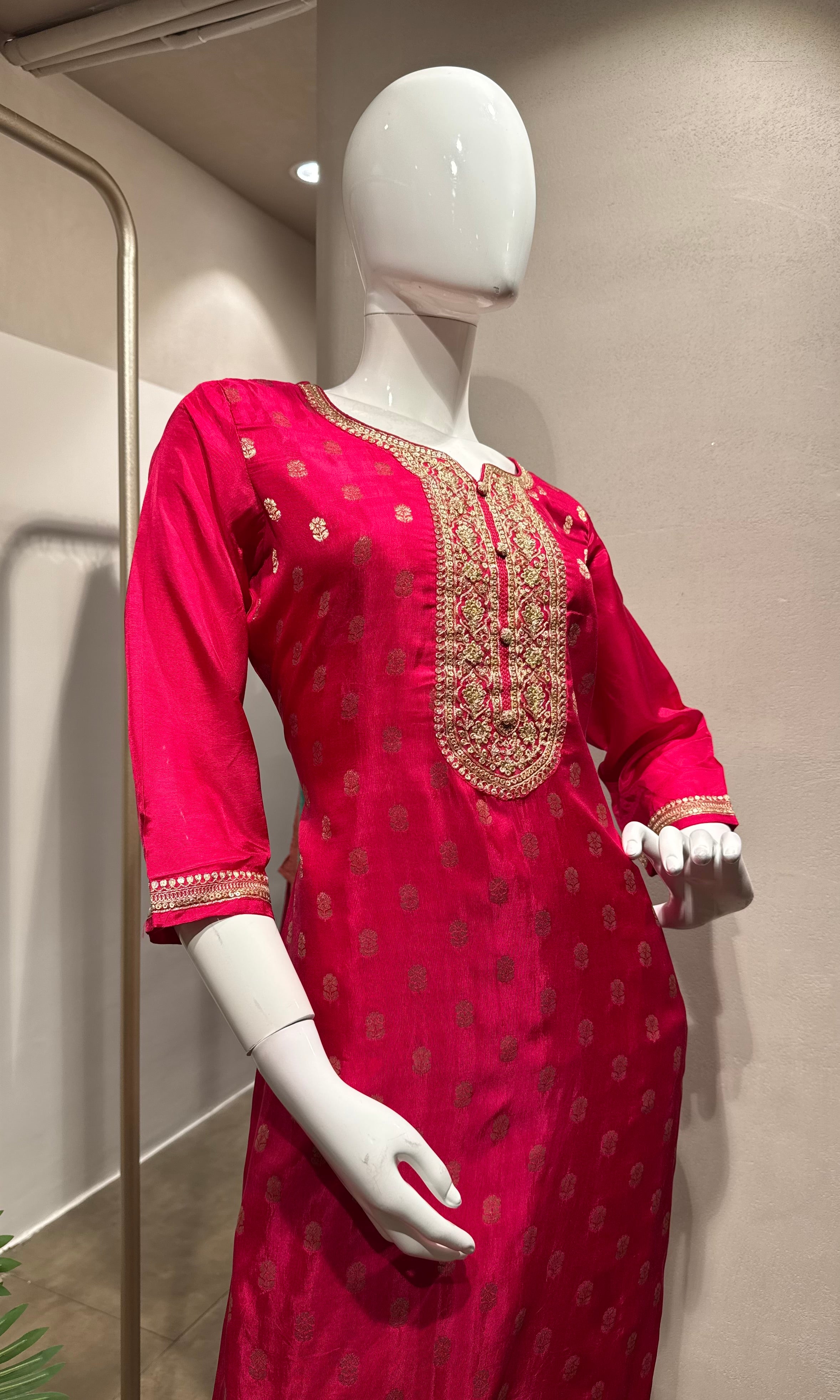 Pink Kurta Set with Gold Embroidery & Dupatta