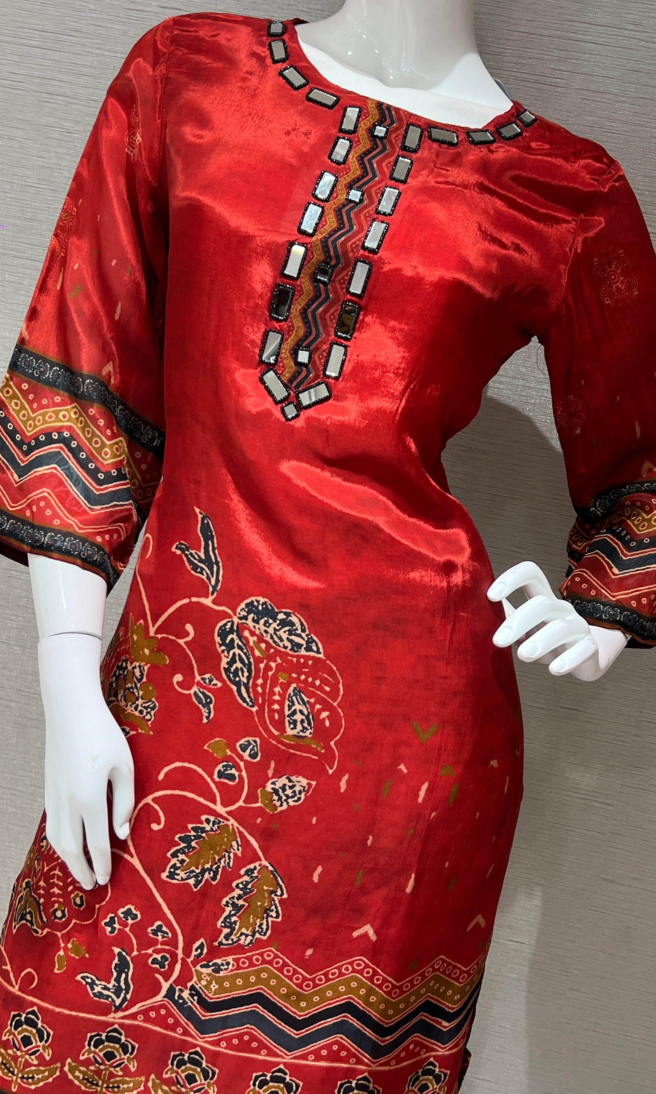 Maroon embroidered ethnic KURTA SET