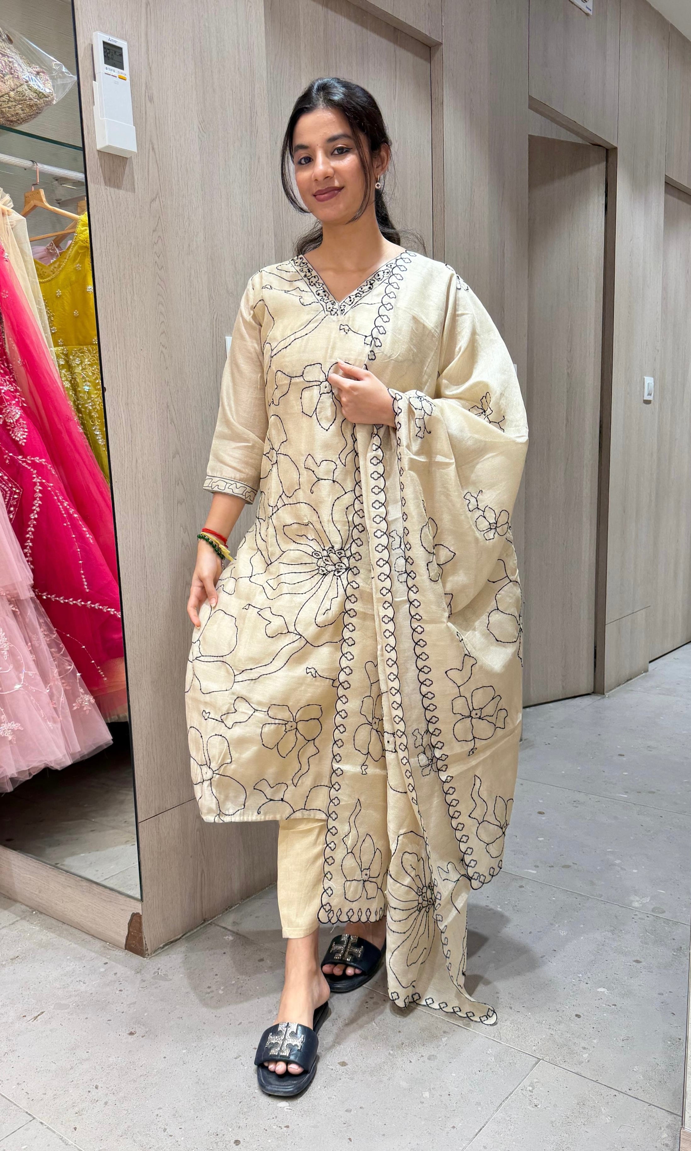 Cream FLORAL kurta set