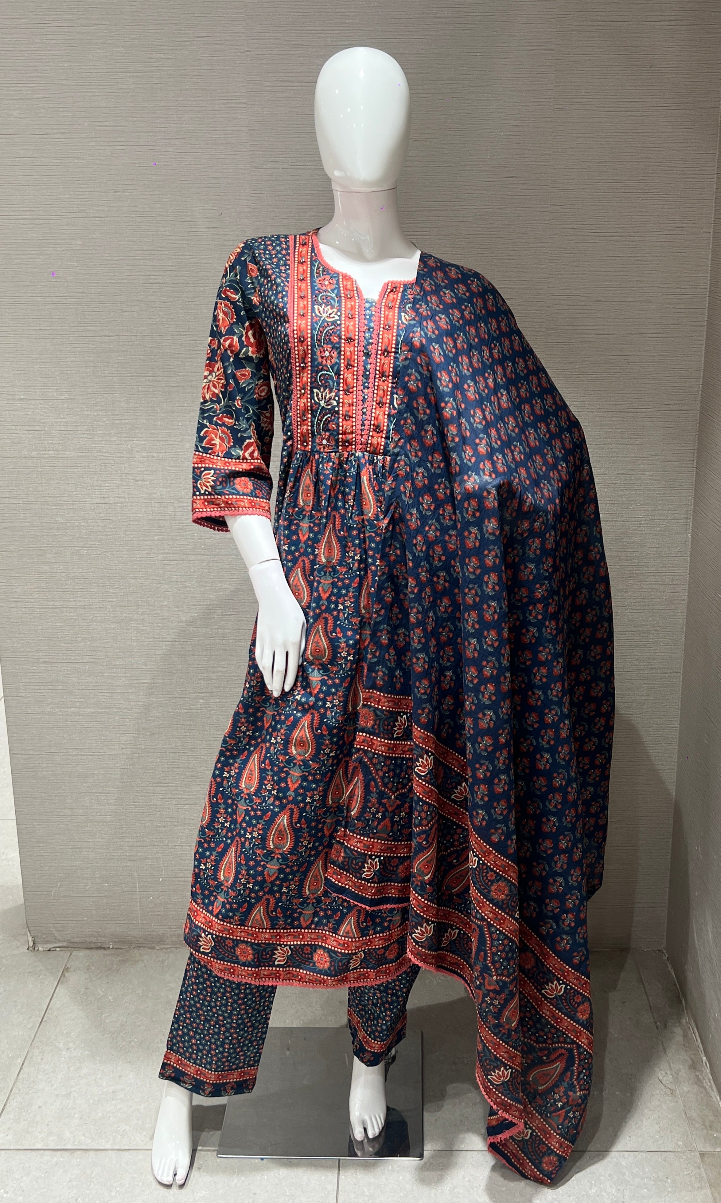 Navi blue Floral Kurta Set with Dupatta