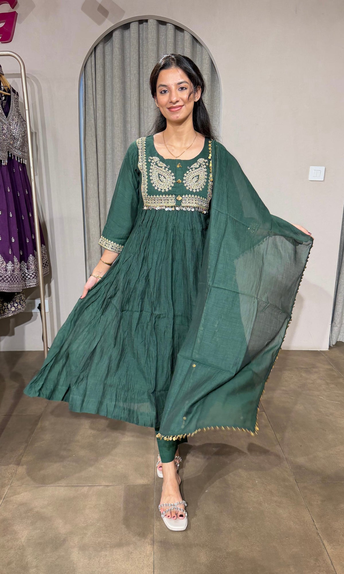 GREEN MUL CHANDERI KURTA SET WITH DUPATTA