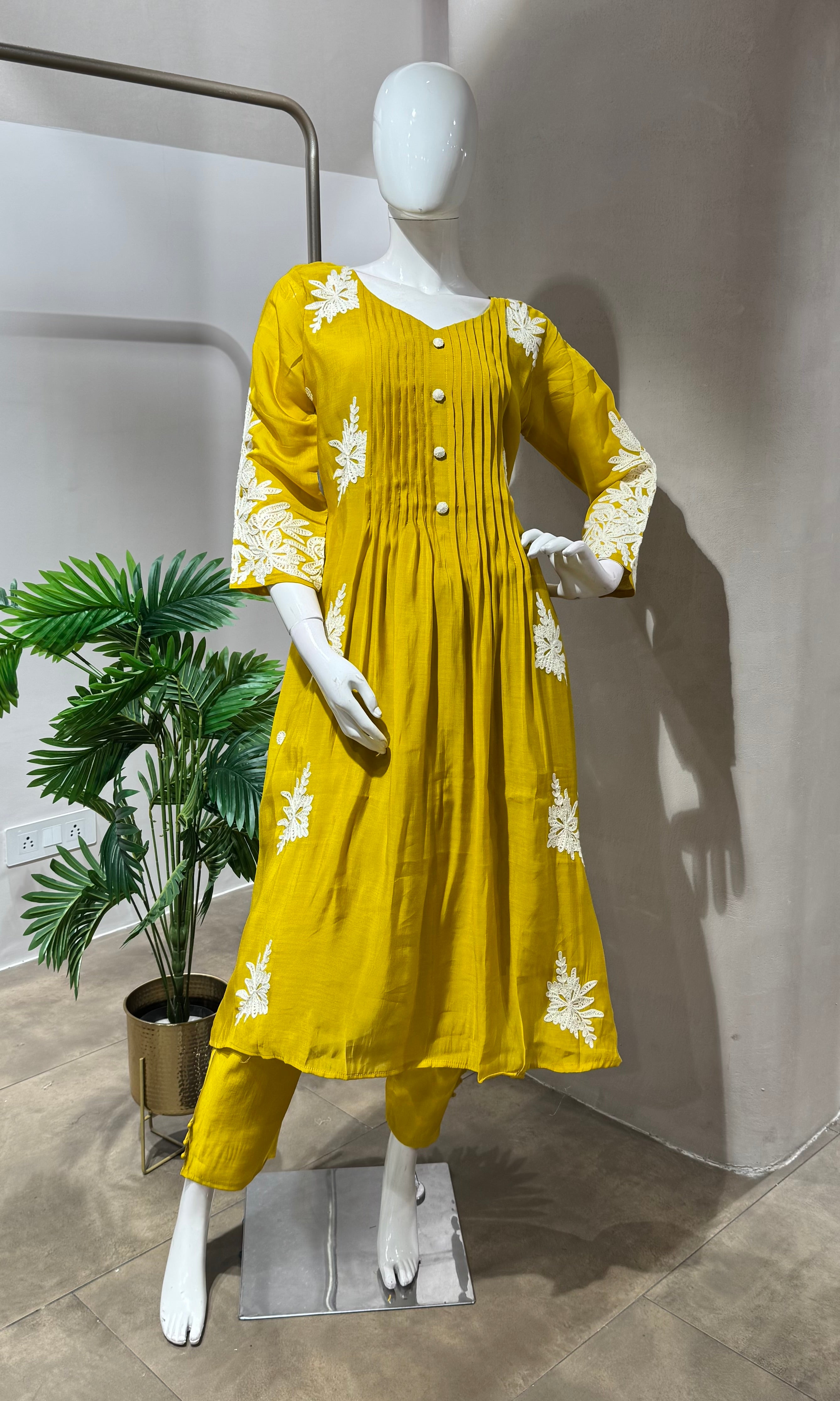 MUSTARD FLORAL MUL CHANDERI KURTA SET