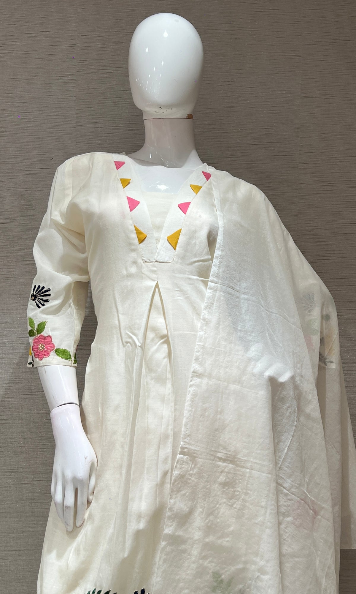 Half white FLORAL kurta set