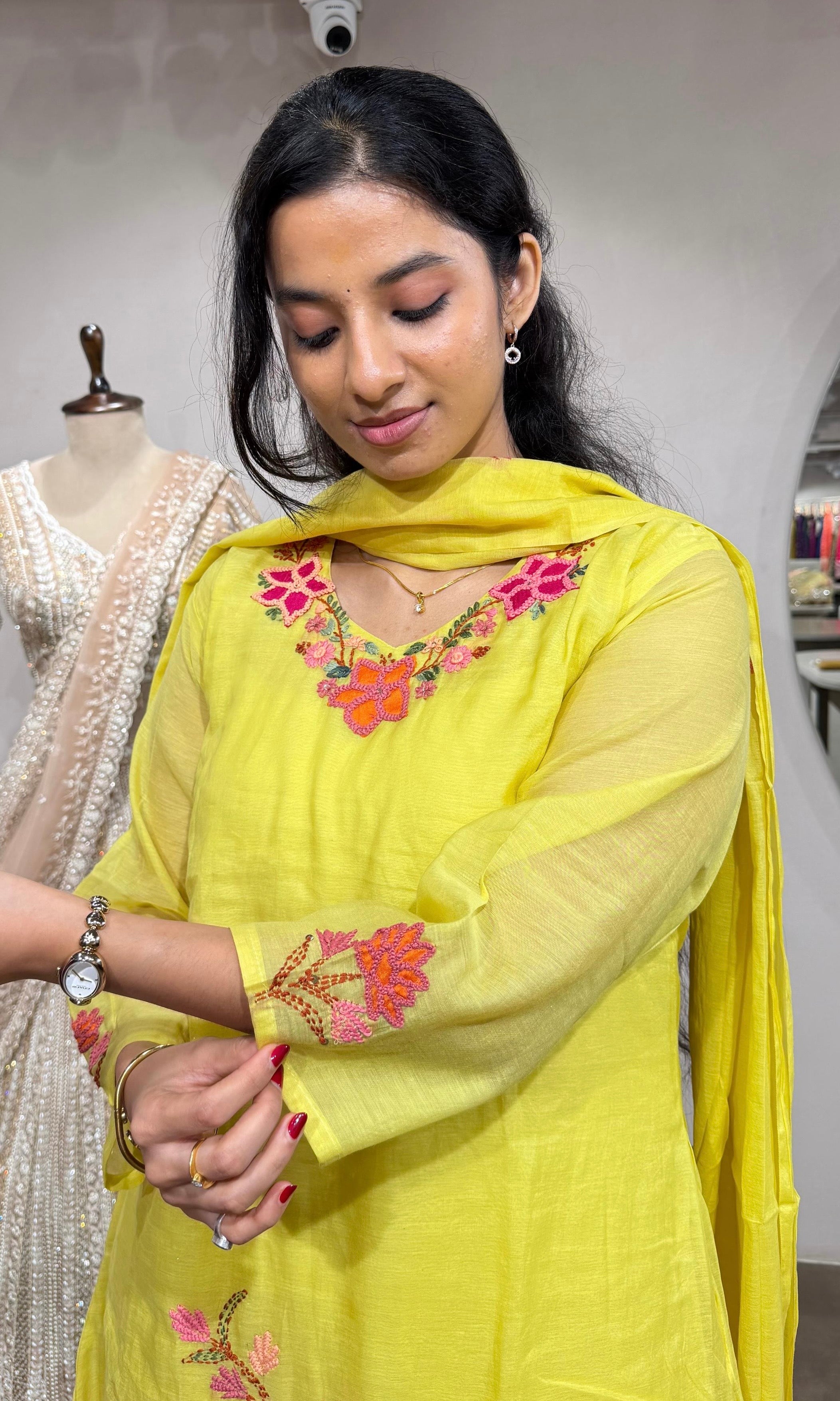 Green Cotton Kurta Set with Botanical Embroidery