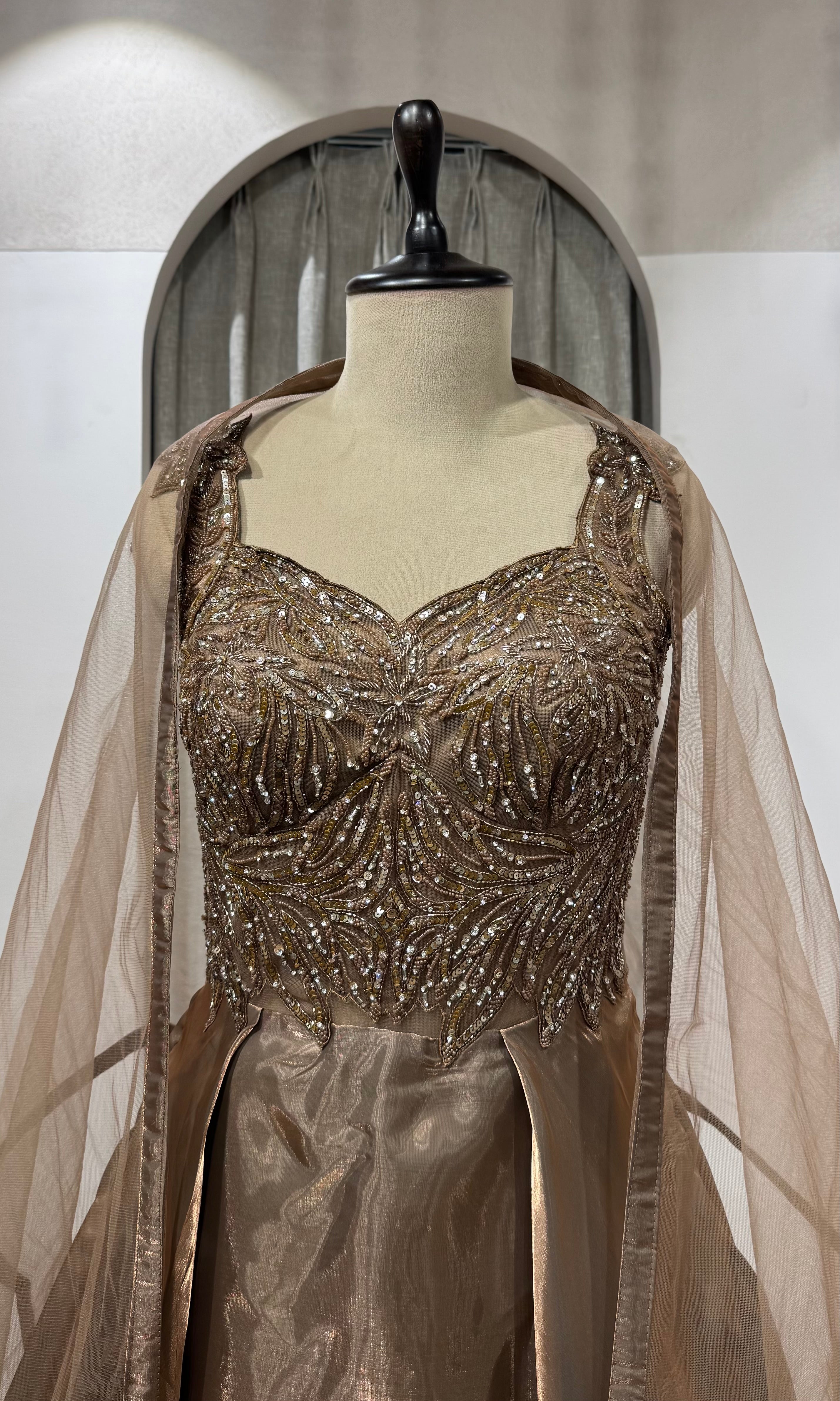 HONEY Embroidered shimmer organza lehenga set