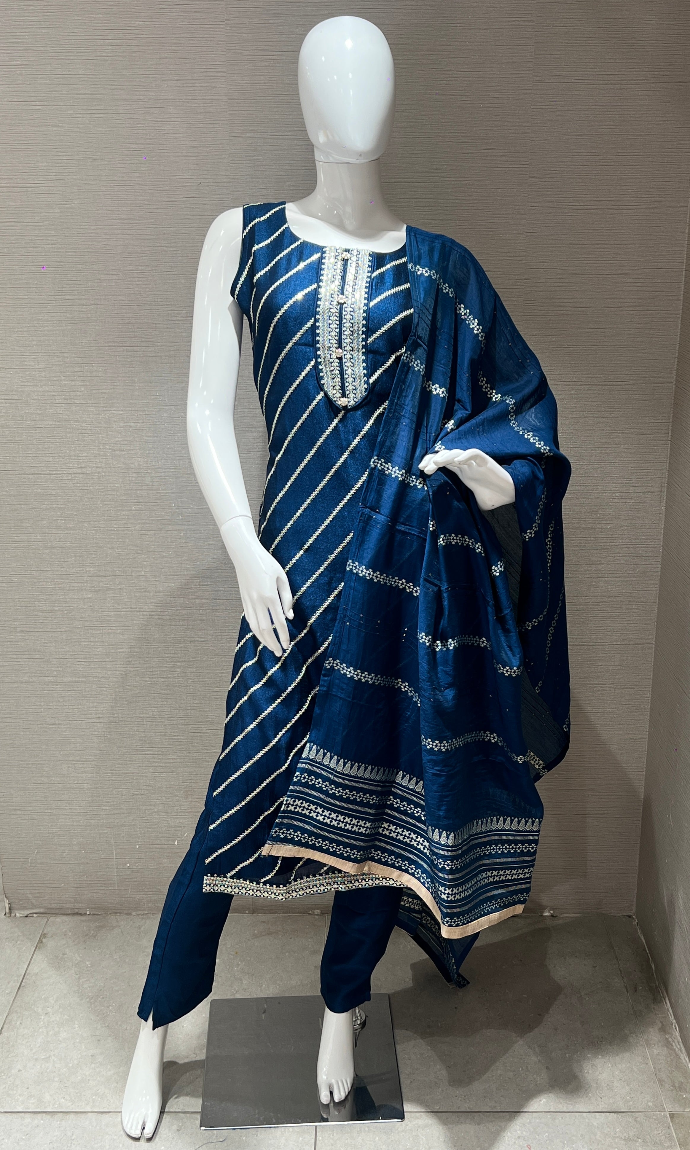 blue ethnic kurta set with a dupatta