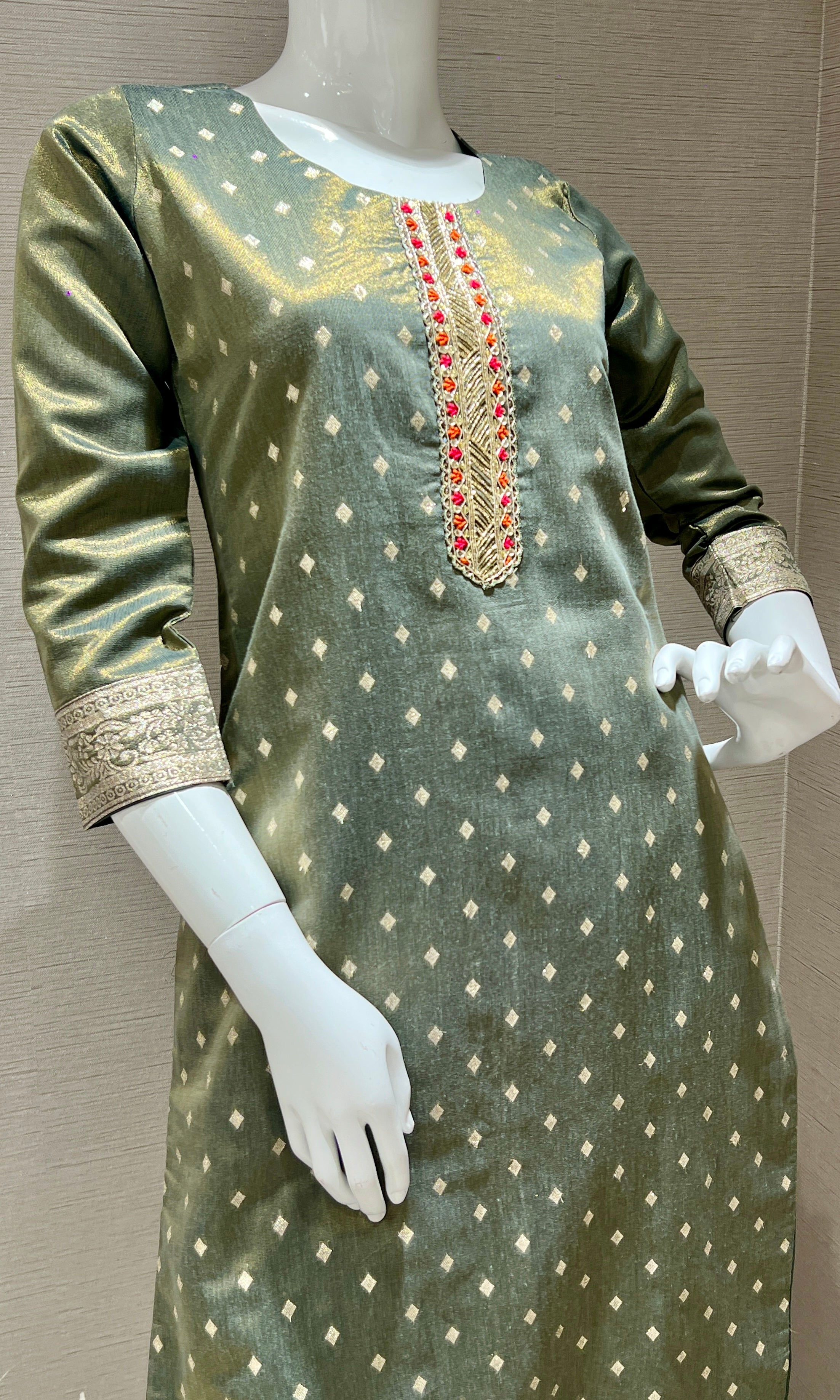 Mehwar Olive Gold Ensemble
