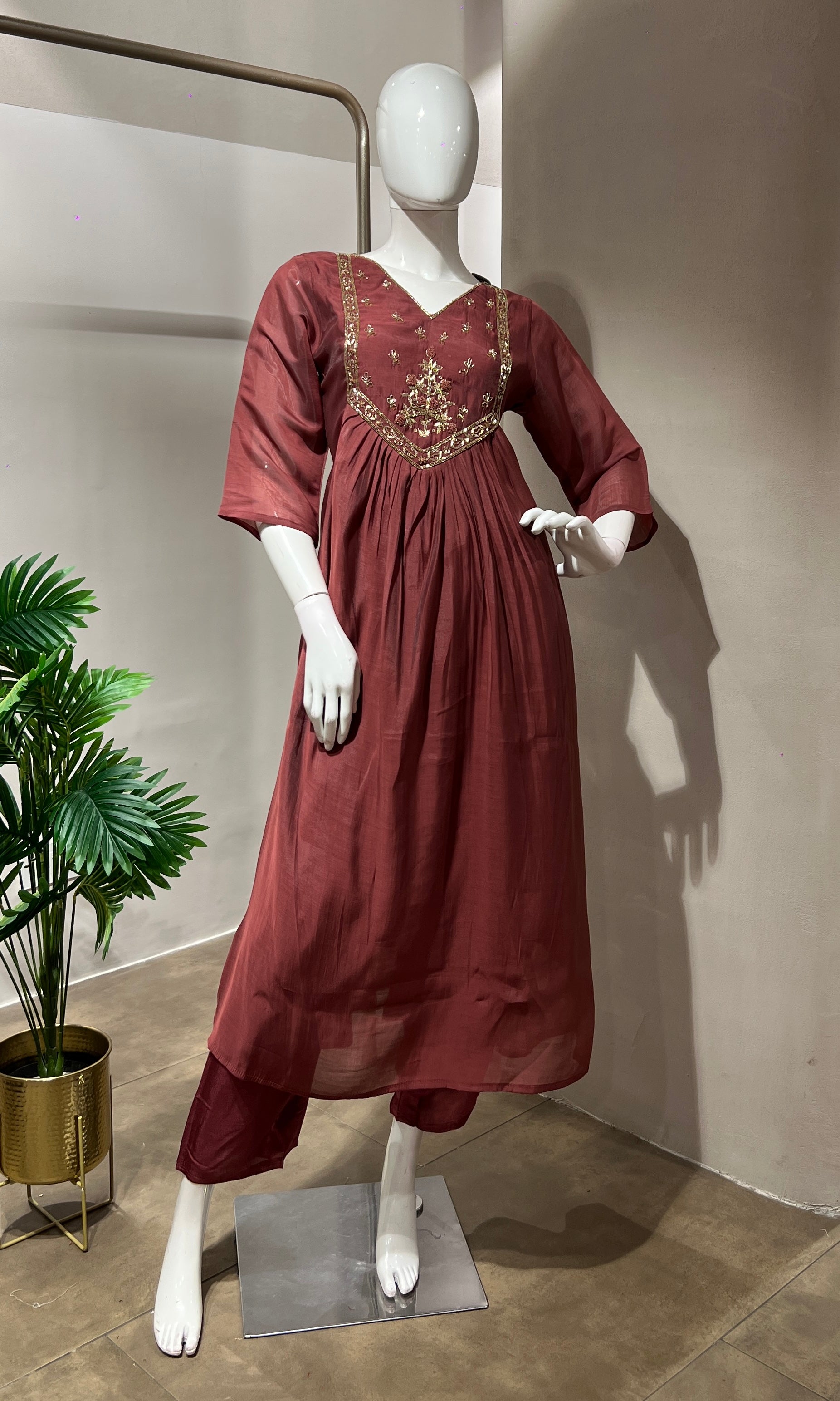 MAROON MUL CHANDERI KURTA SET