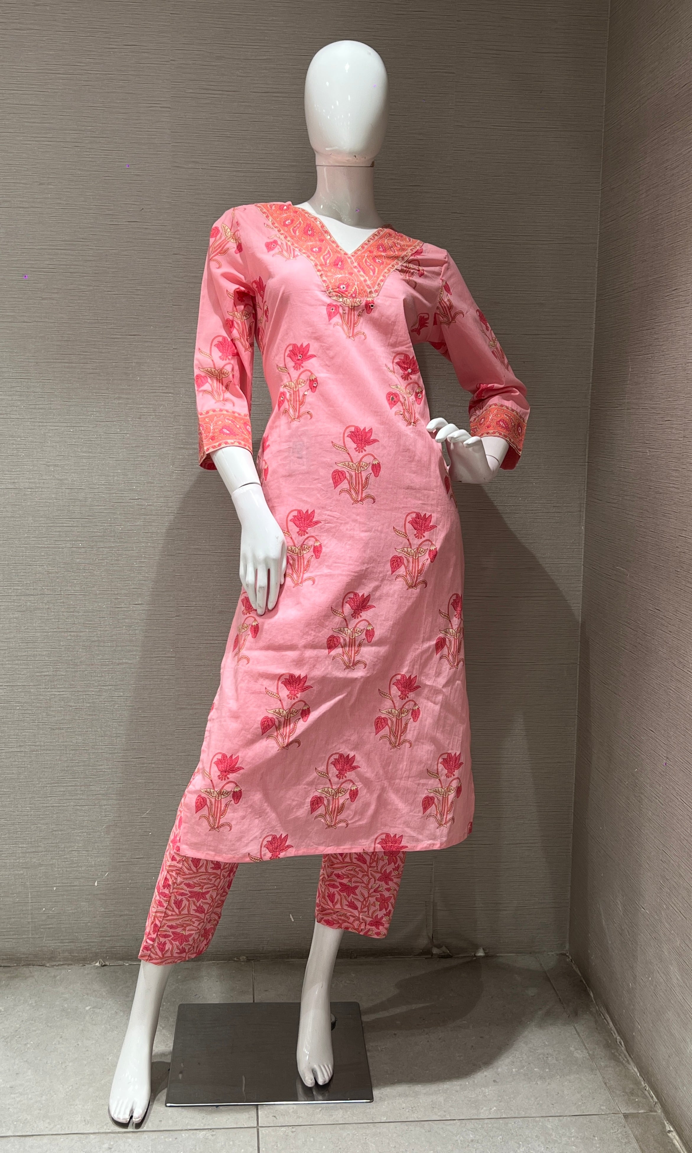 Baby pink FLORAL PRINT kurta set