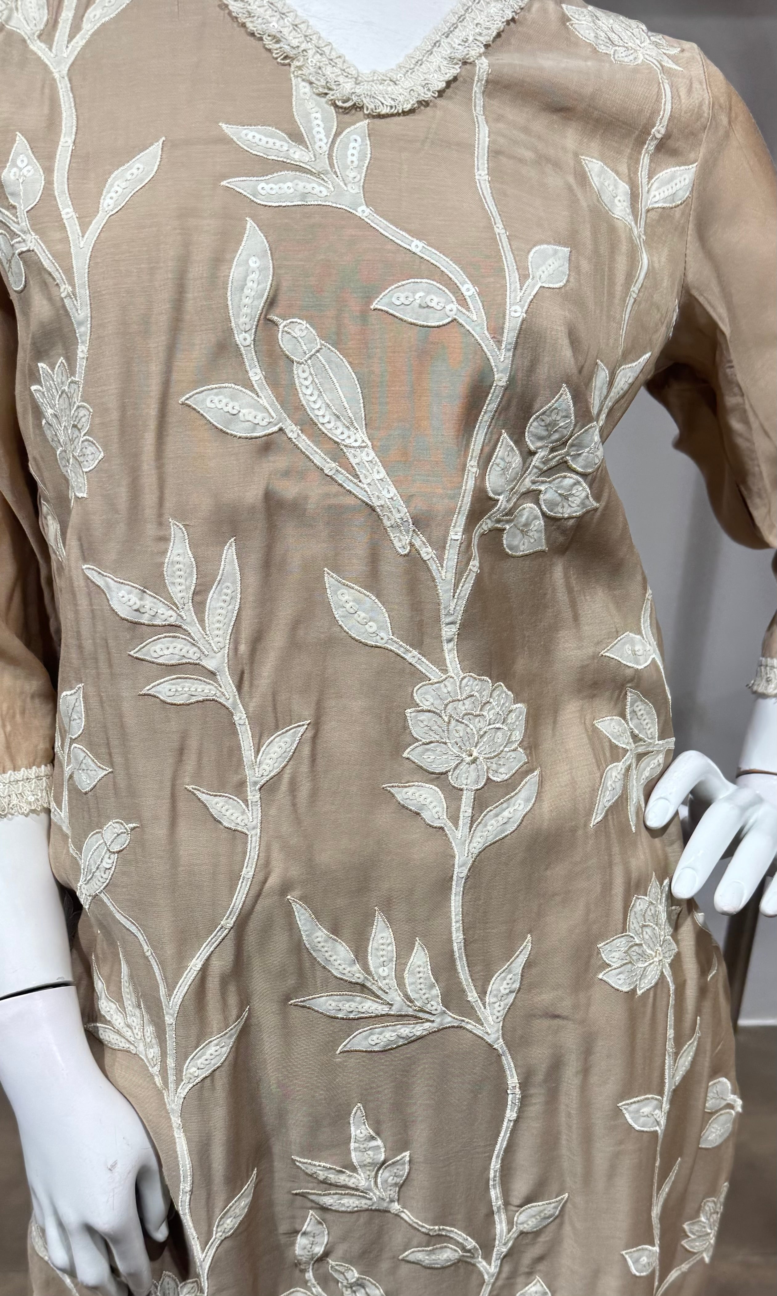 Beige floral thread embroidered kurta set