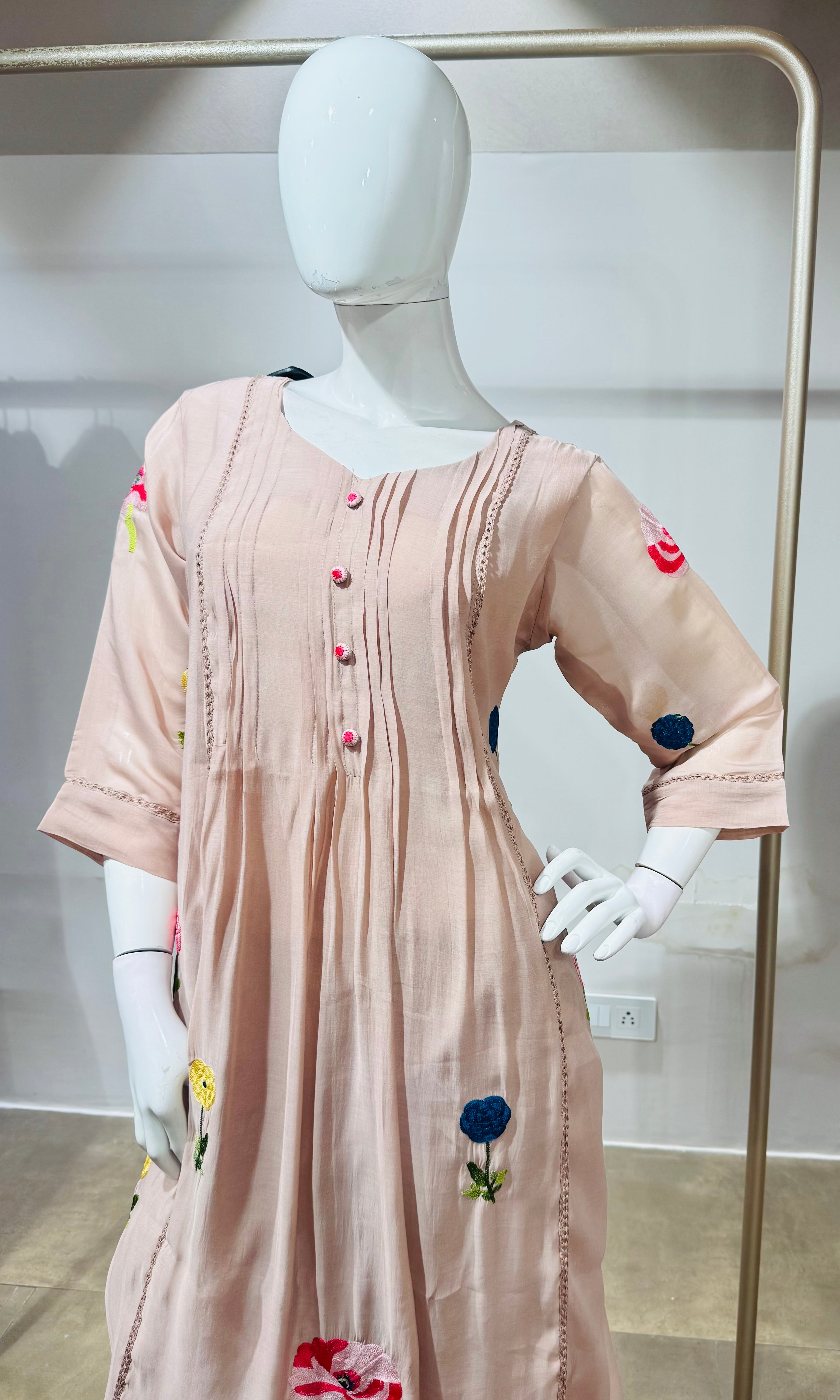 Moee Floral Kurta Pant Set with Dupatta