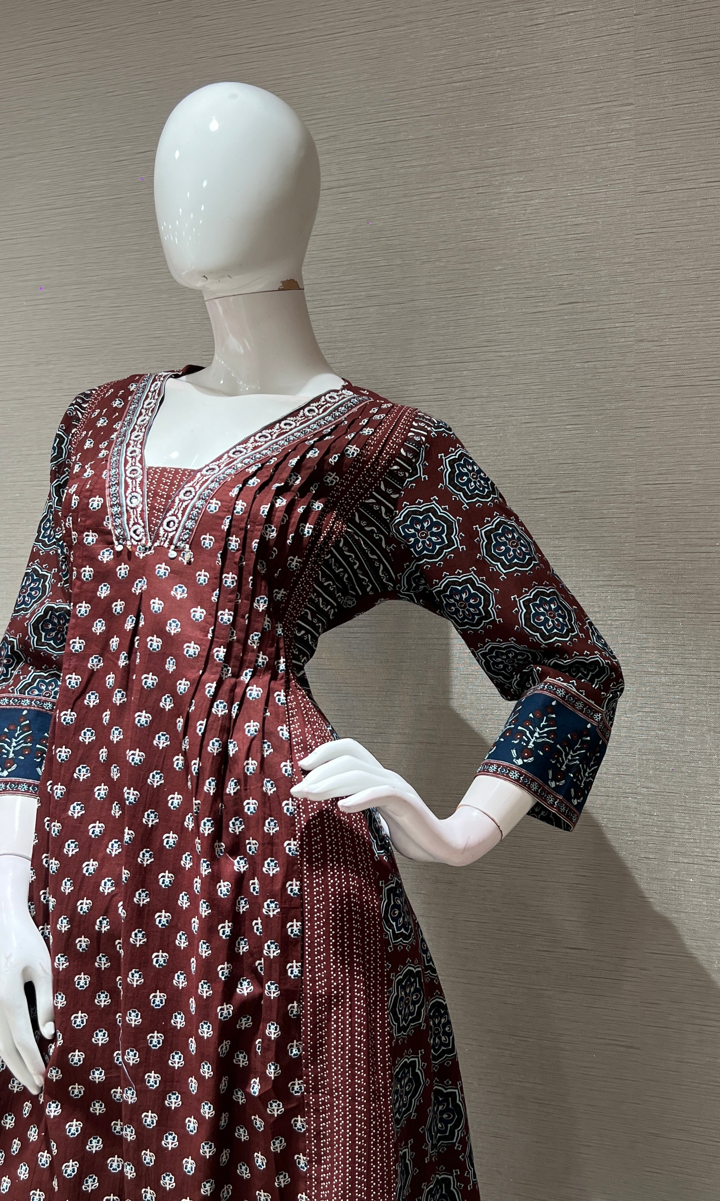 Maroon kurta set WITH PALAZZO PANTS