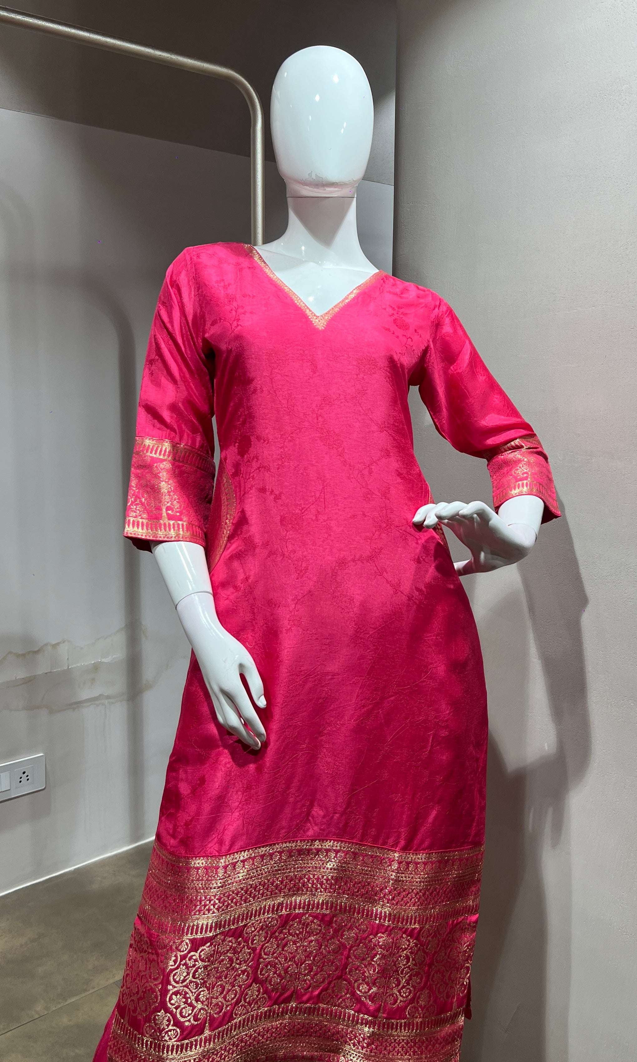 Pink Silk Kurta Set with Banarasi Border
