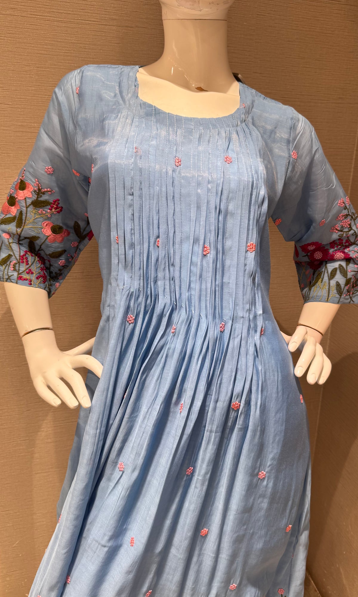 Blue mul chanderi floral embroidery kurta set