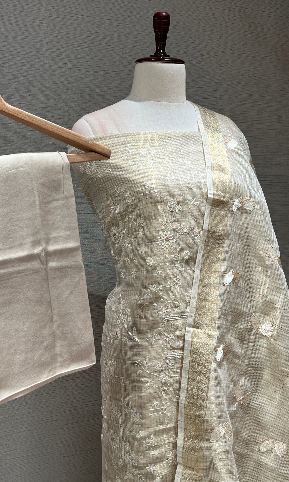 Beagh dress material