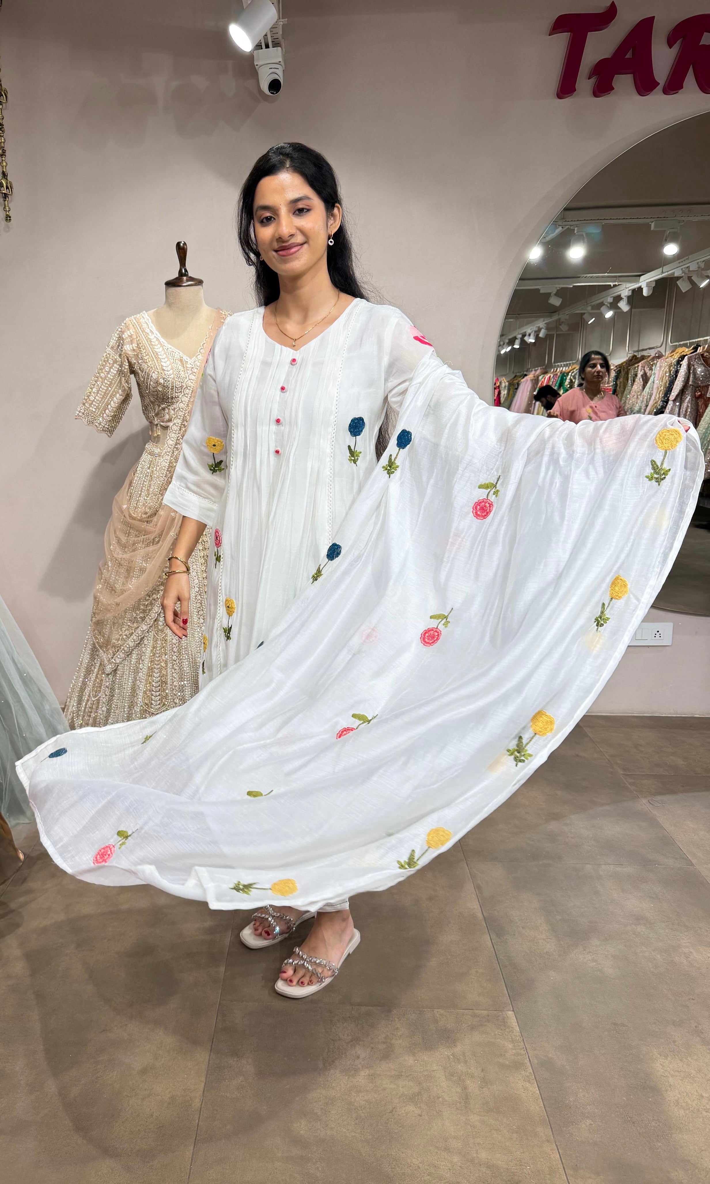 White Floral Kurta Pant Set with Dupatta