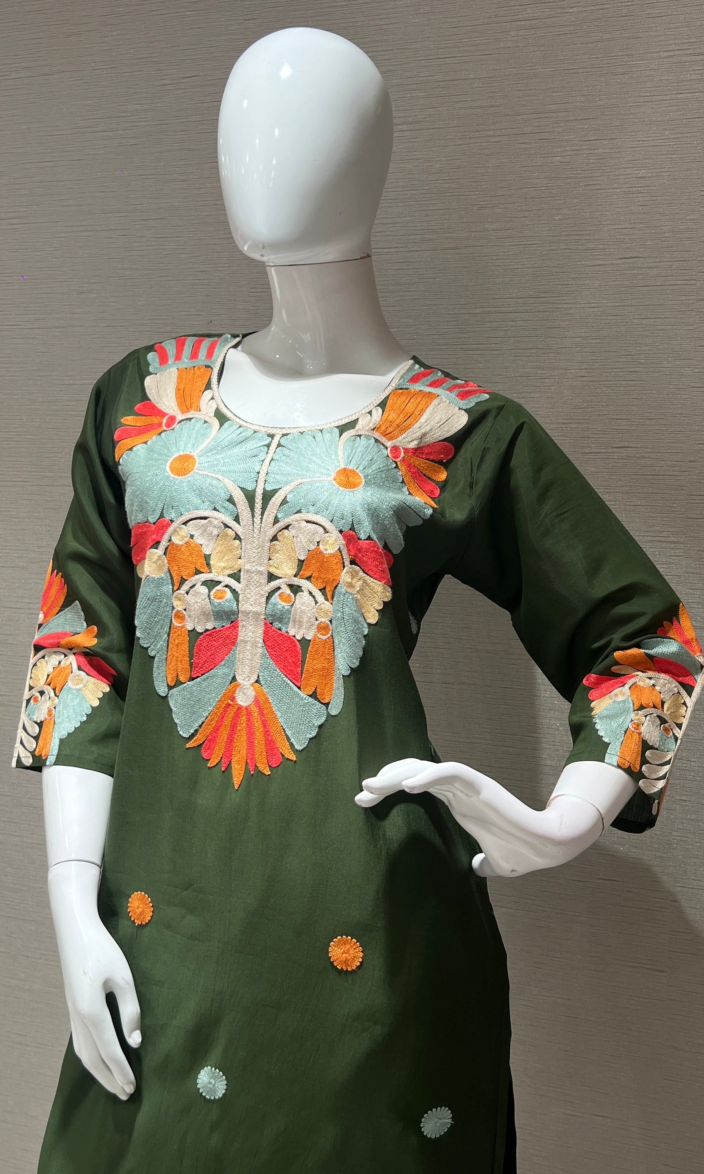 Green embroidered kurta set