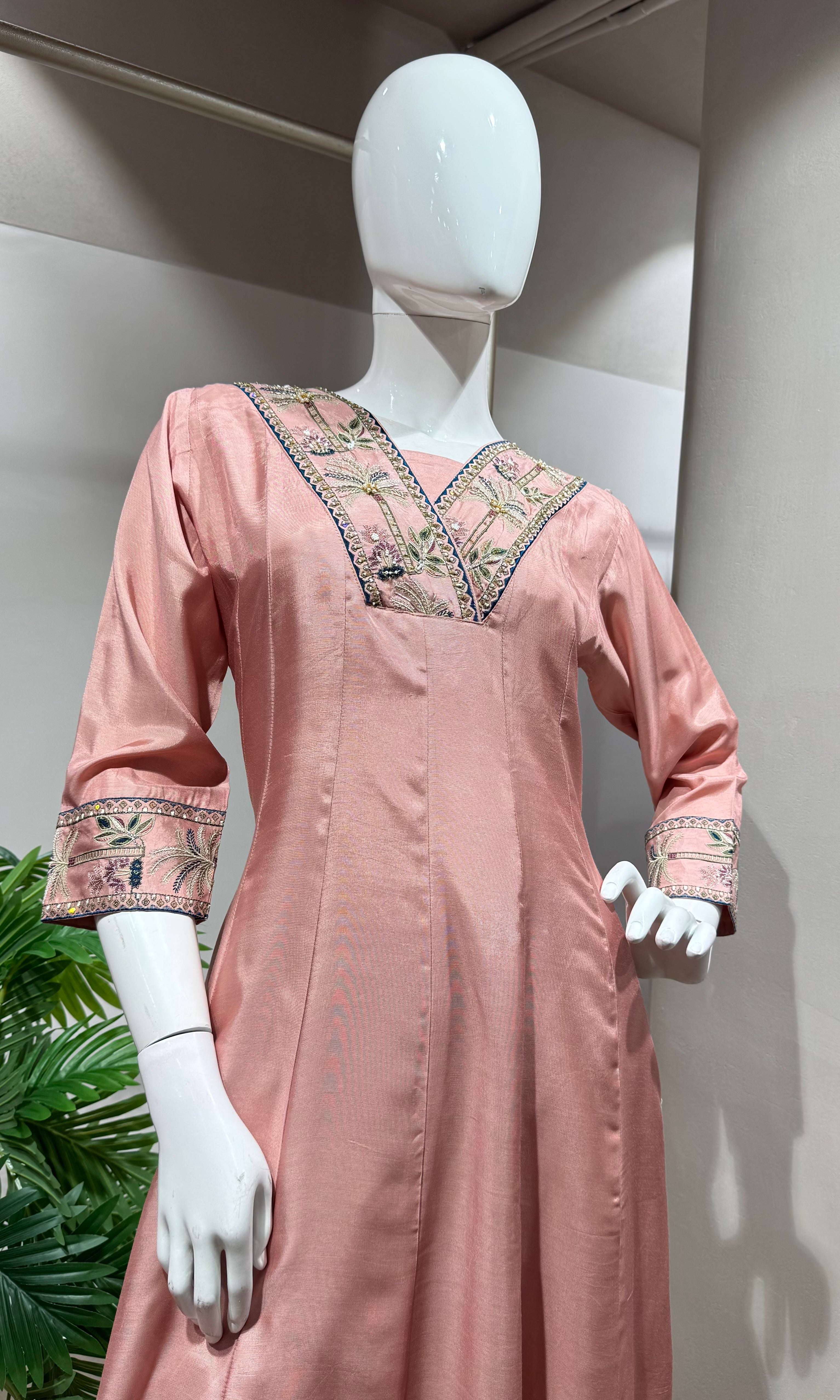 Pink Silk Kurta Set with Zari Embroidery