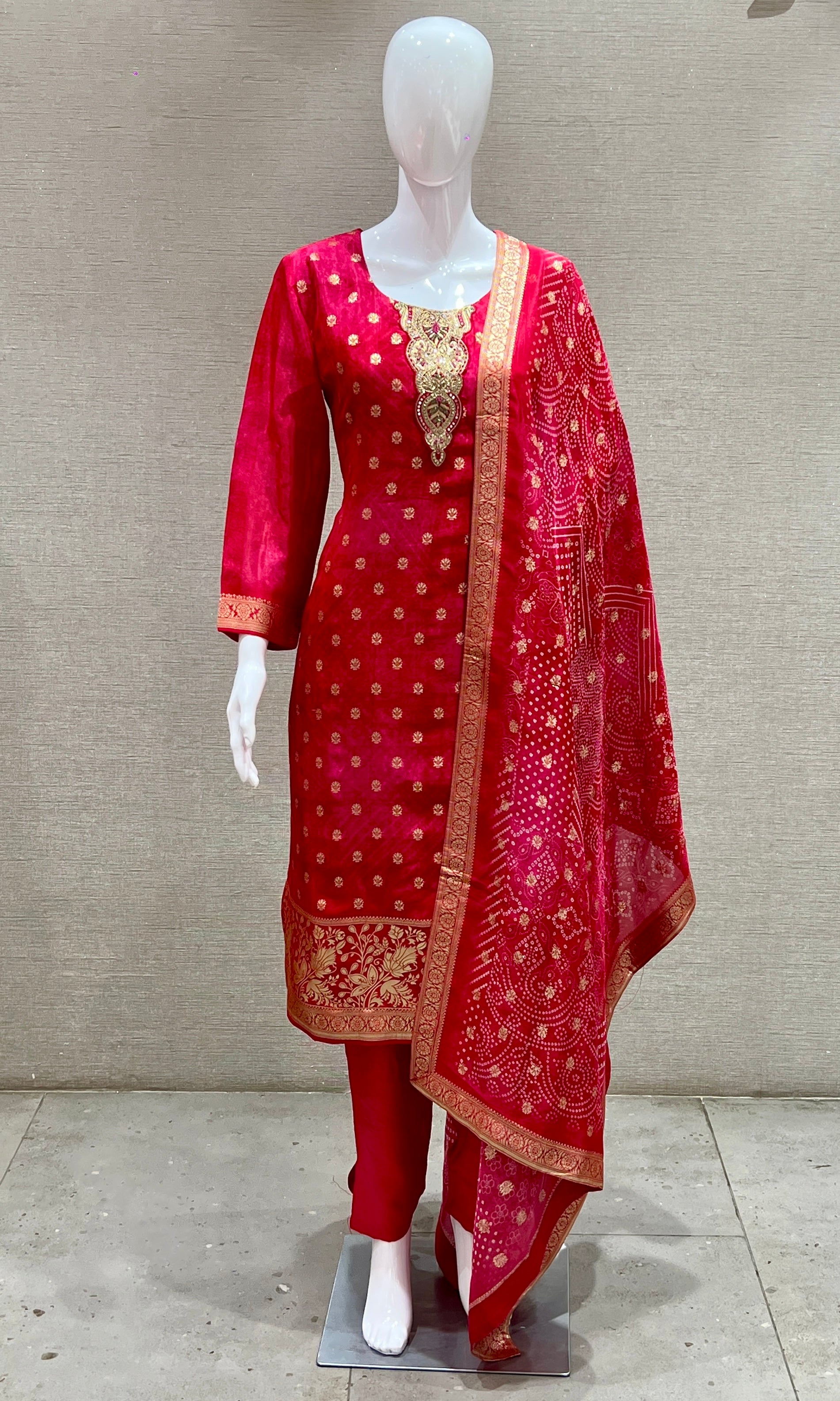 Rani pink kurta set with gold embroidery