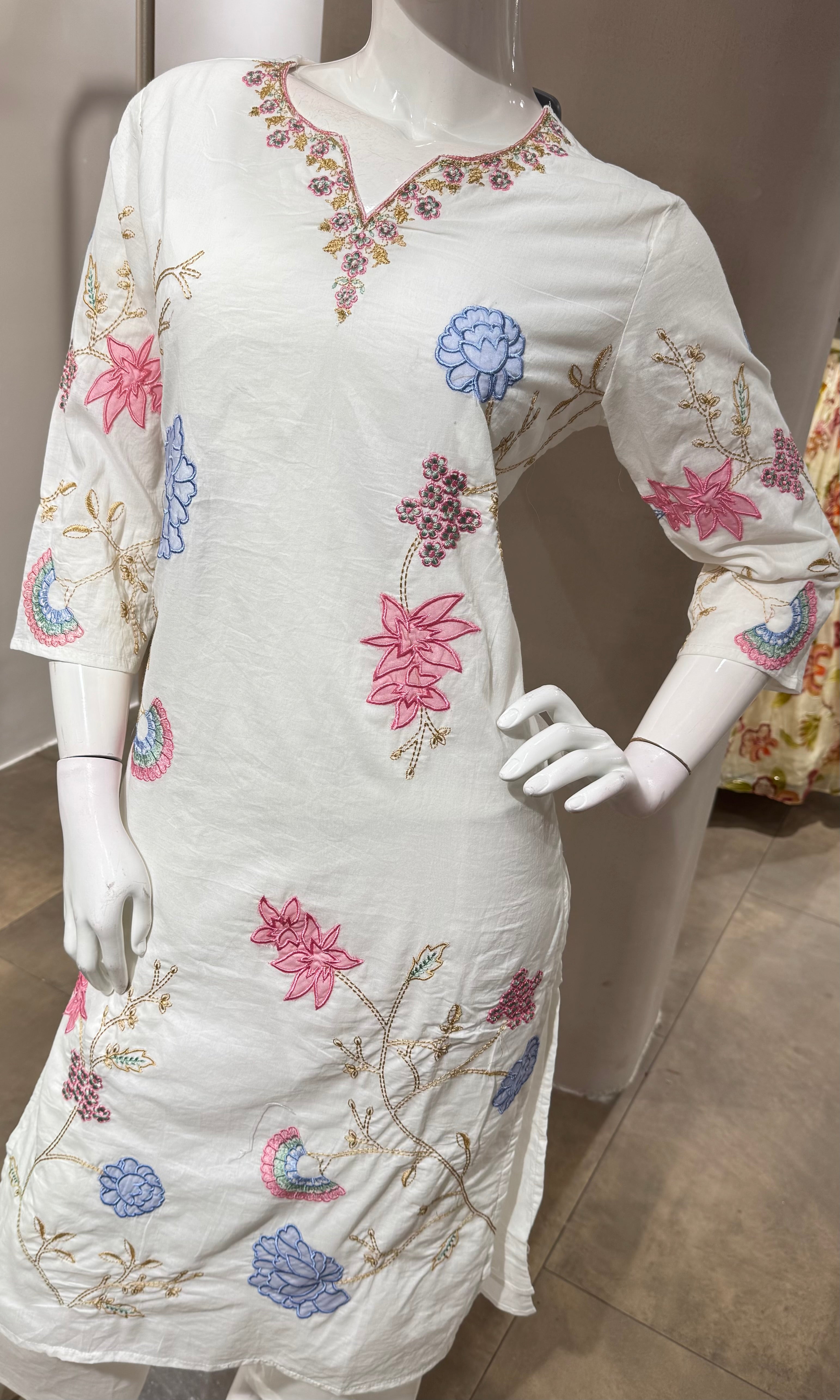 WHITE COTTON FLORAL MOTIFS KURTA SET