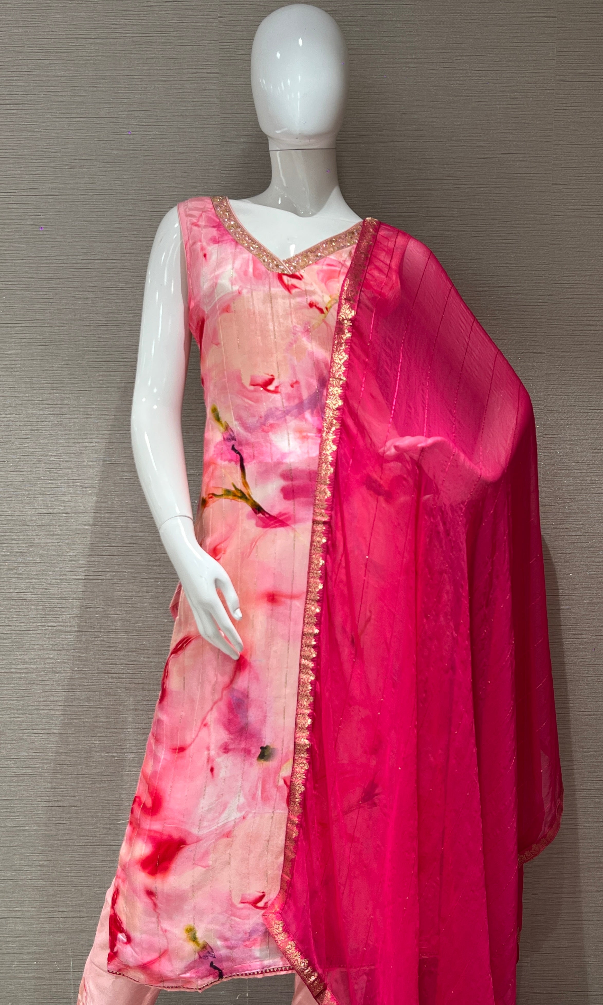 Baby pink kurta set with chiffon dupatta