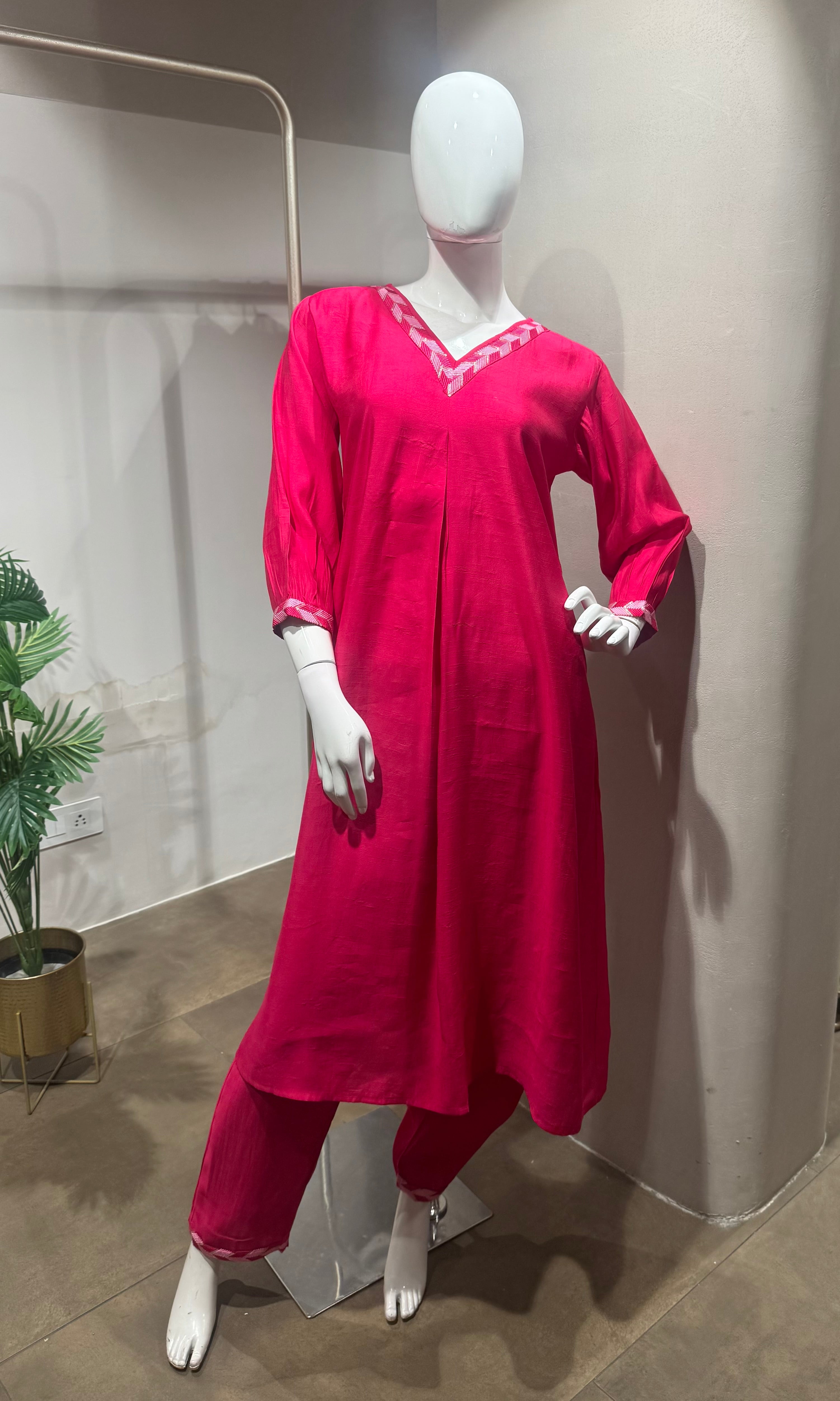 Pink Embroidered Chanderi Kurta set