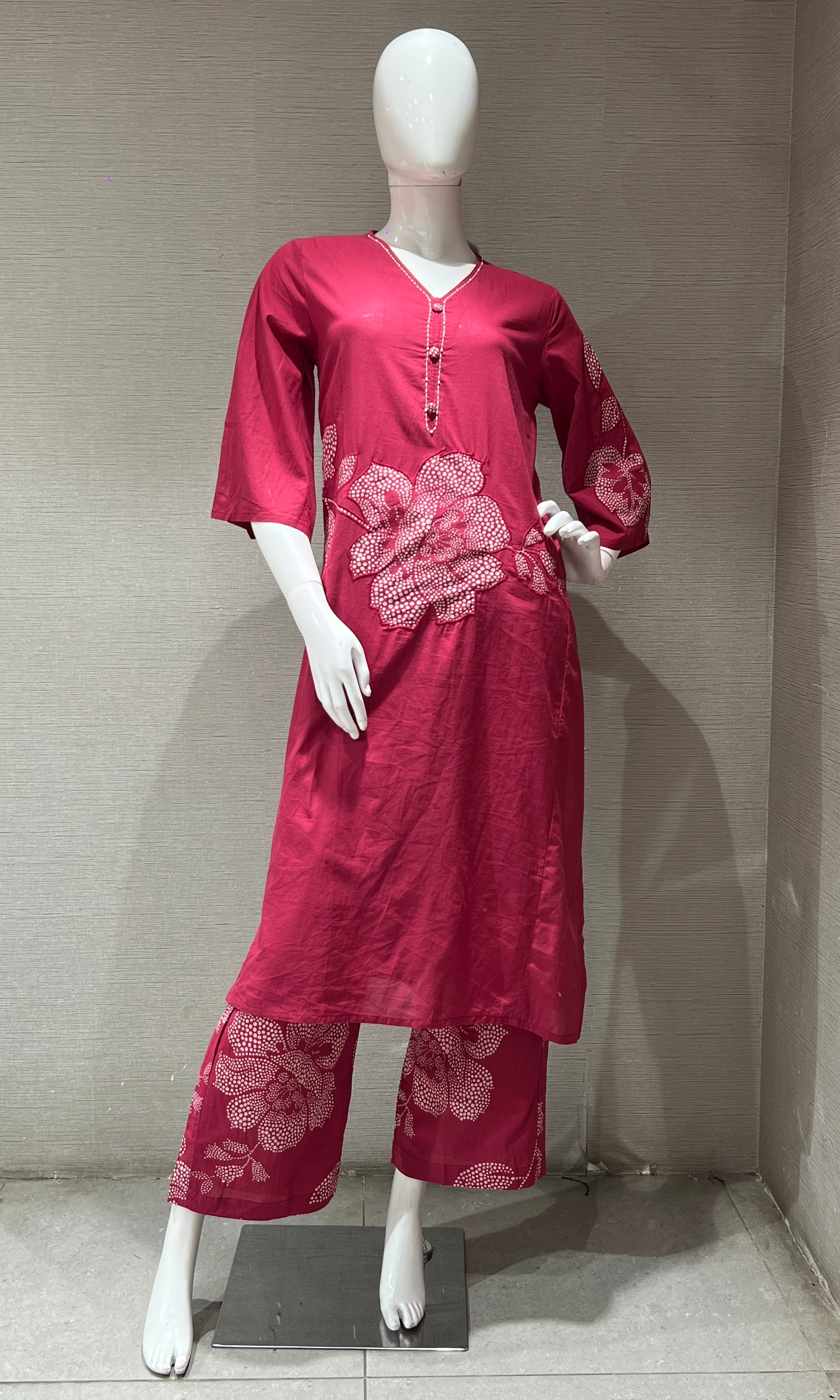 Pink FLORAL EMBROIDERY kurta set