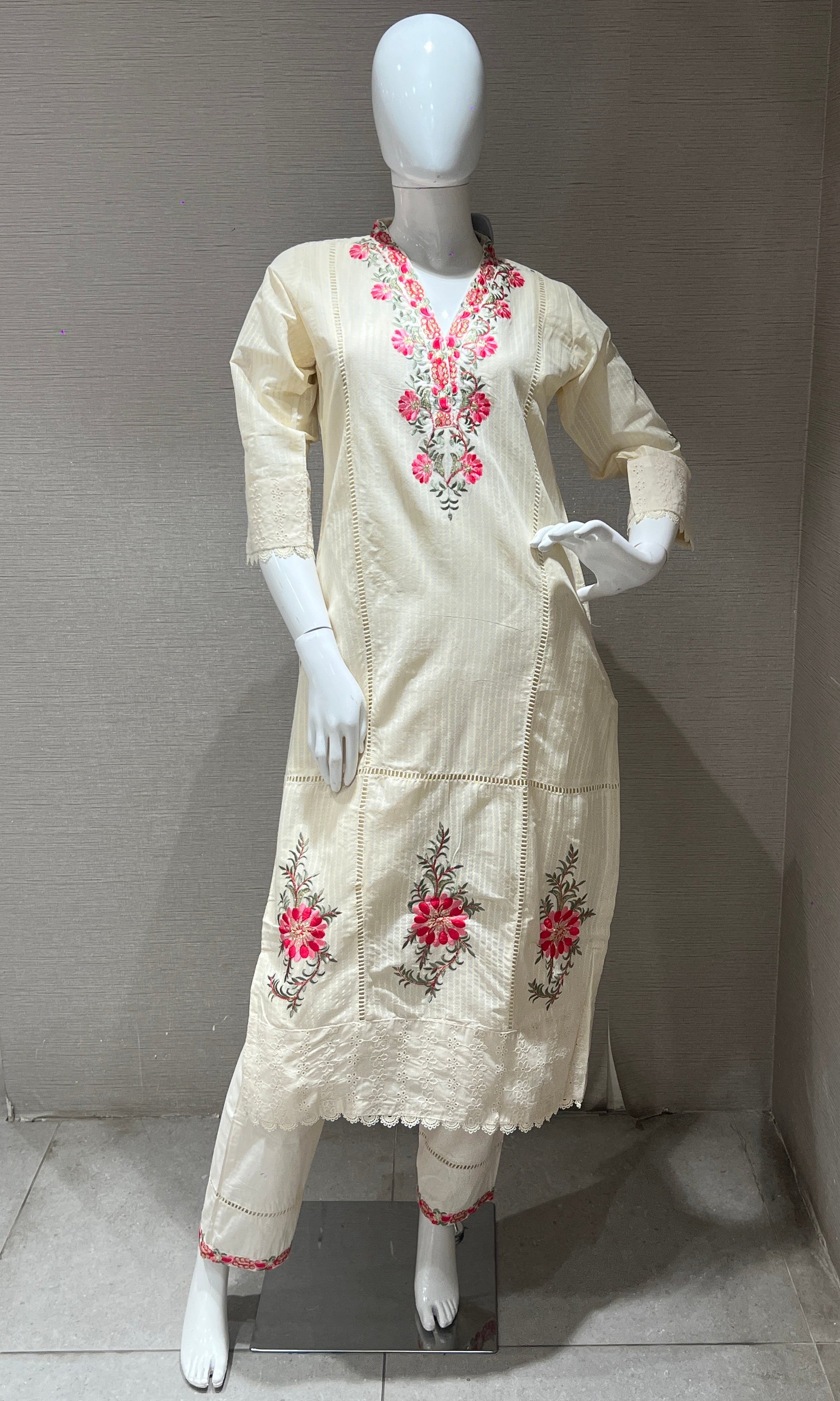 Cream Embroidered Kurta Set with Pink Dupatta
