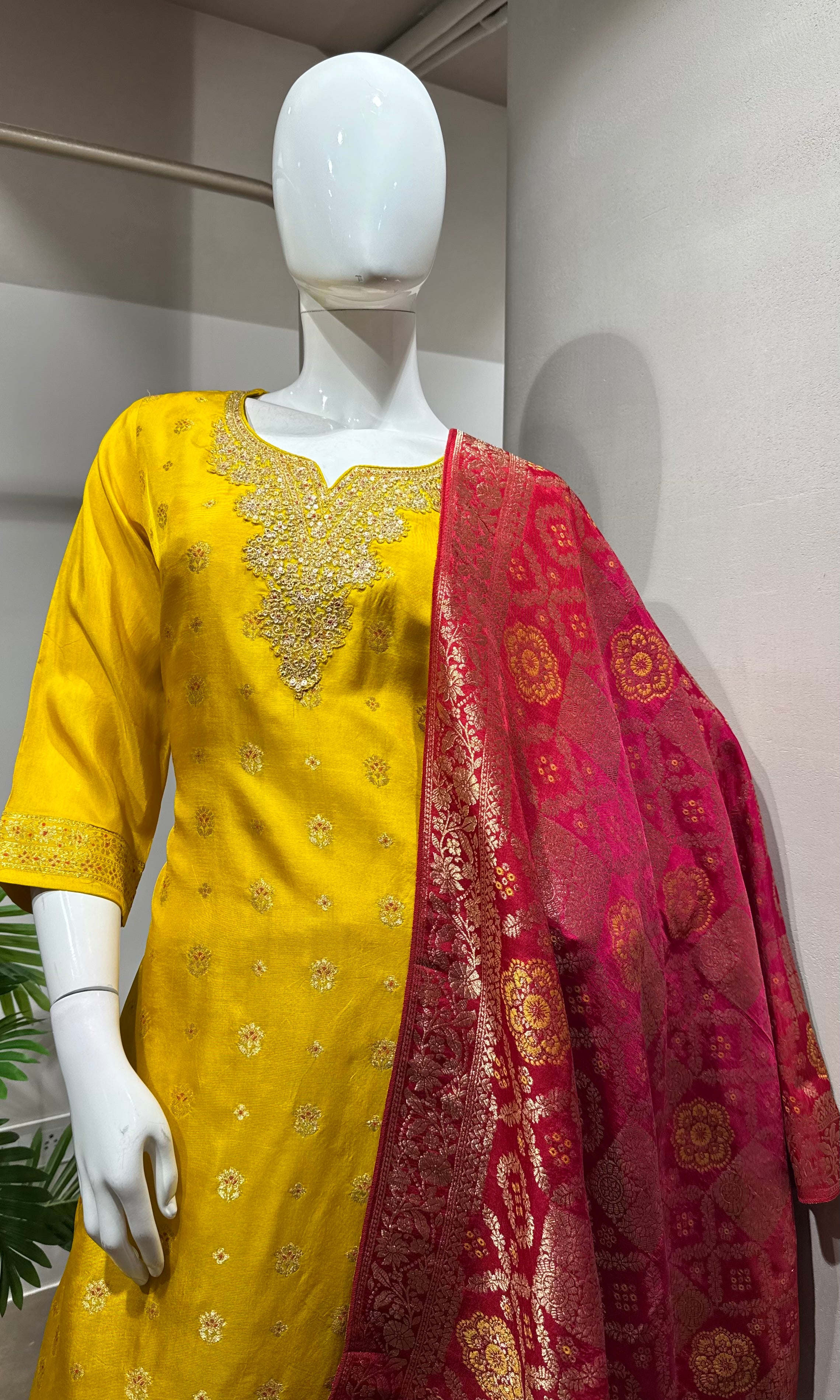 MUSTERED Banarasi Suit Set with Dupatta