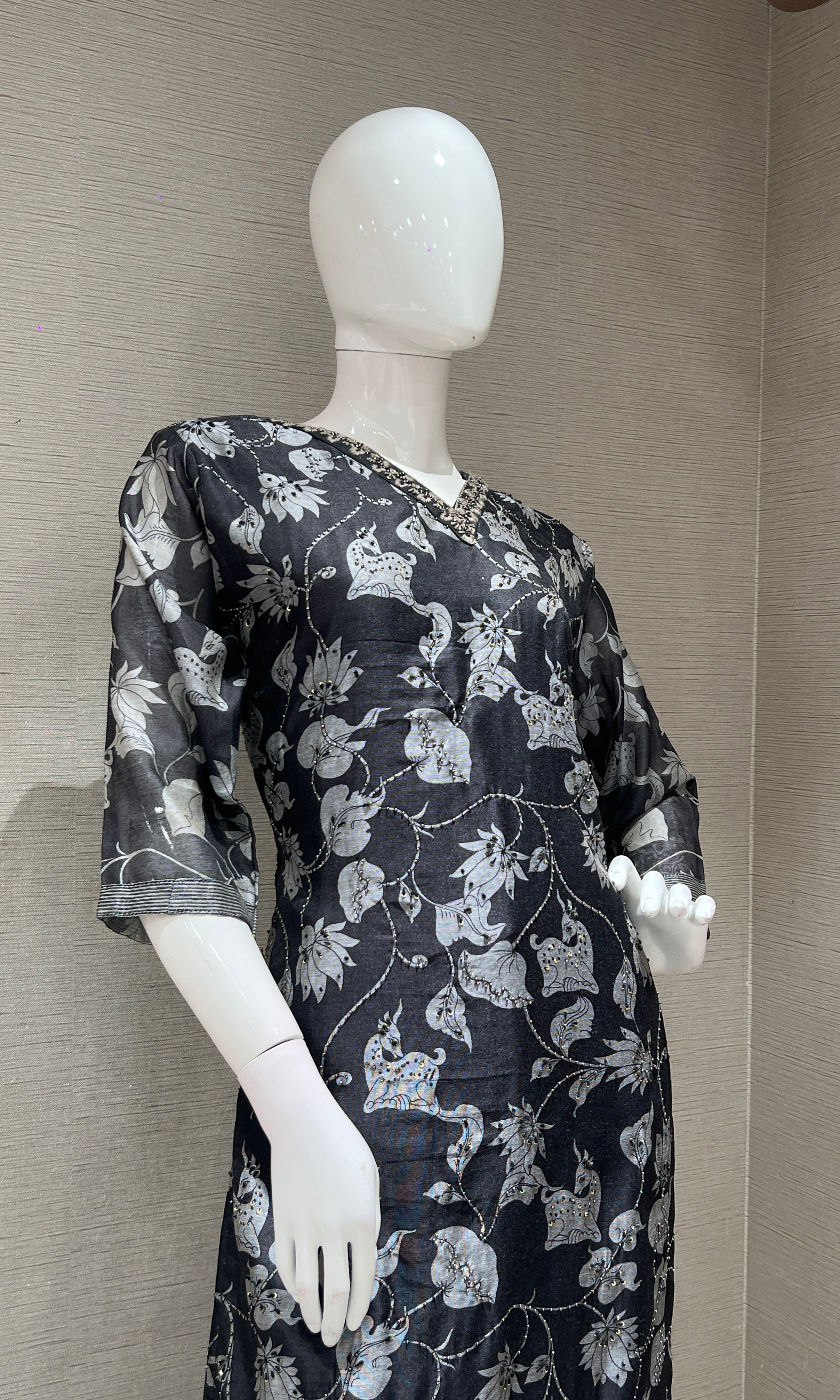 Black FLORAL PRINT KURTA SET