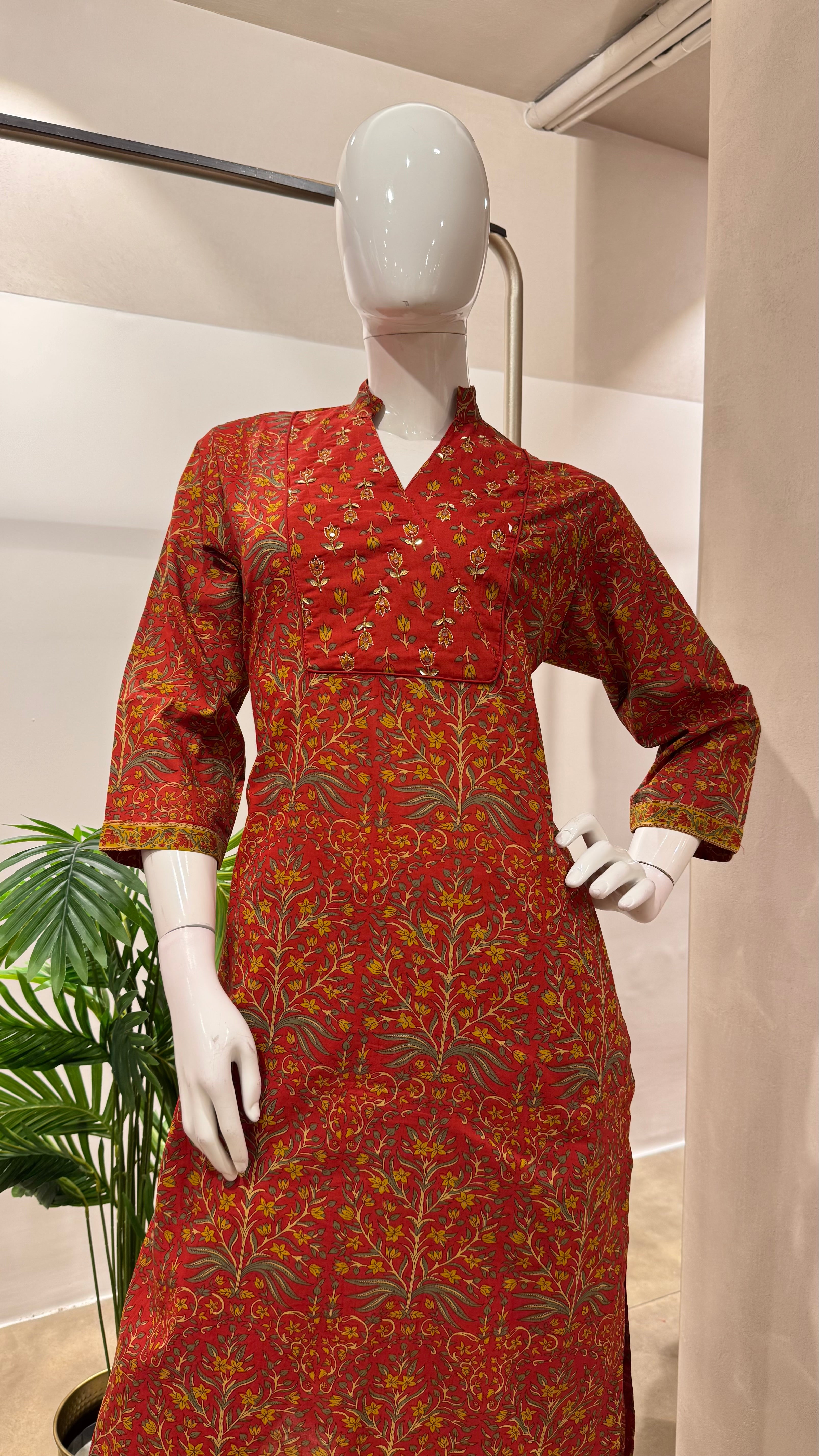 Red Floral printed kurta set