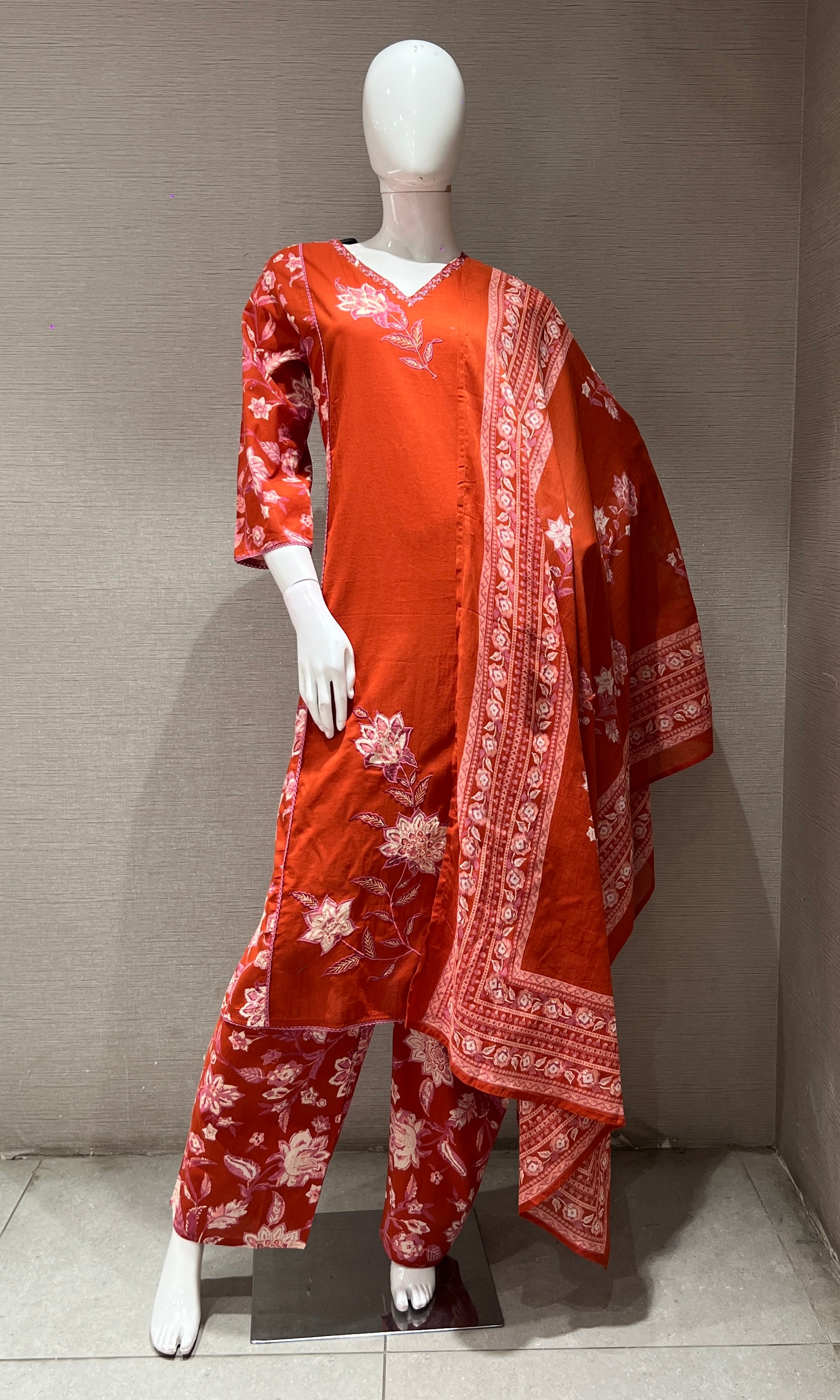 RUST FLORAL MOTIF PRINTED KURTA SET