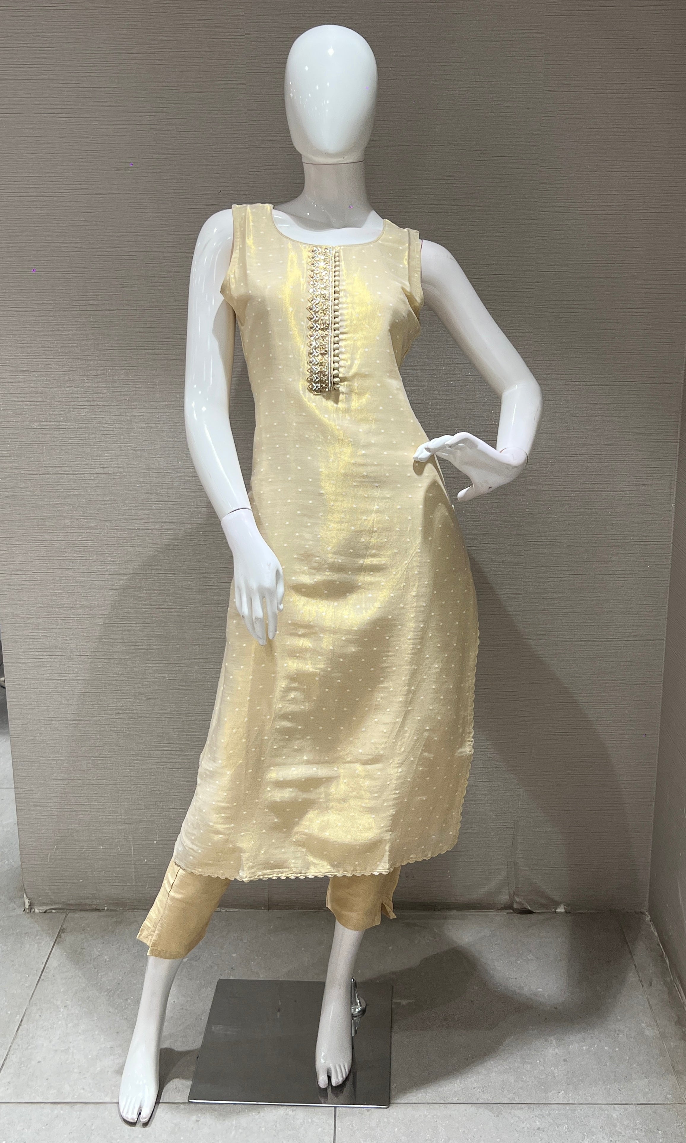Cream kurta set with striped dupatta