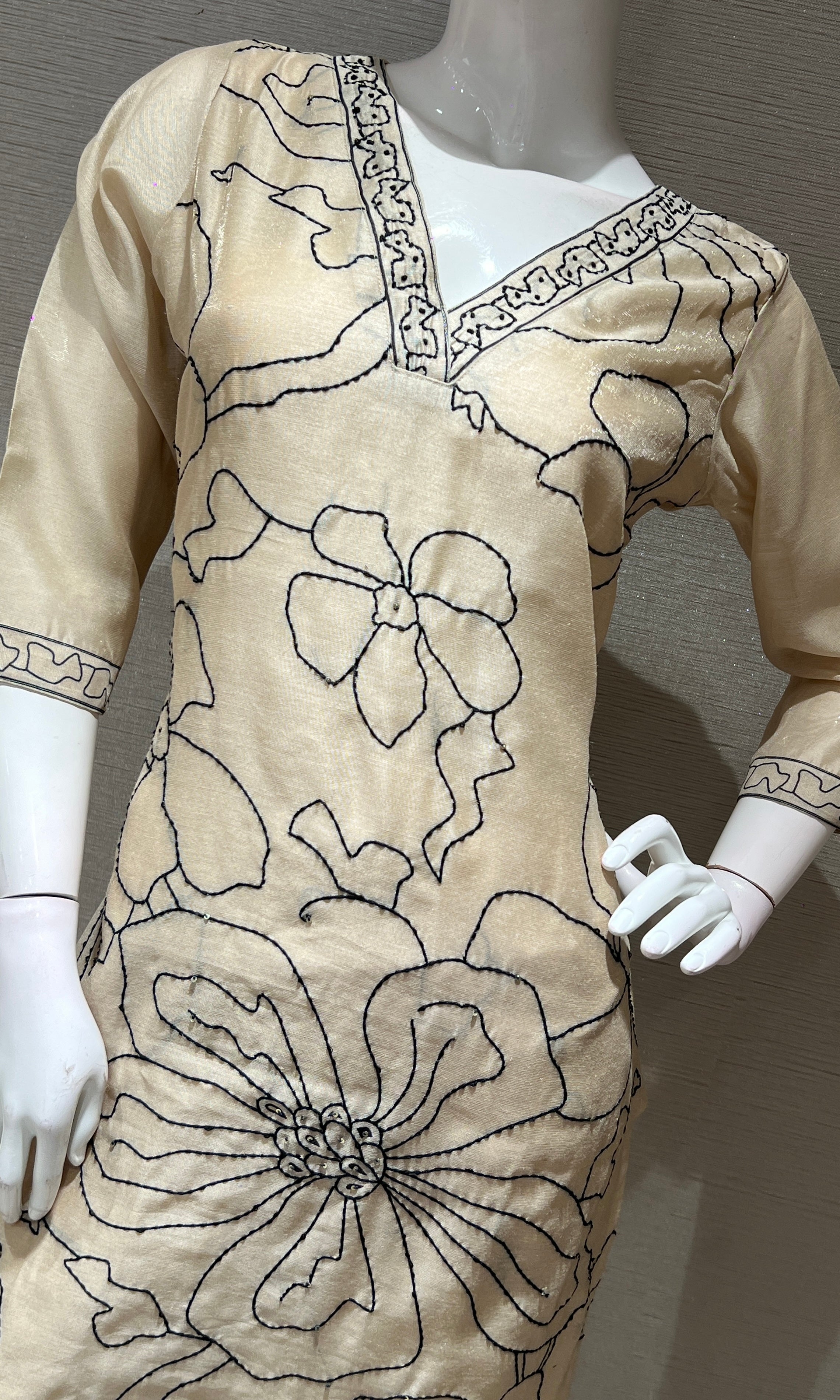 Cream FLORAL kurta set