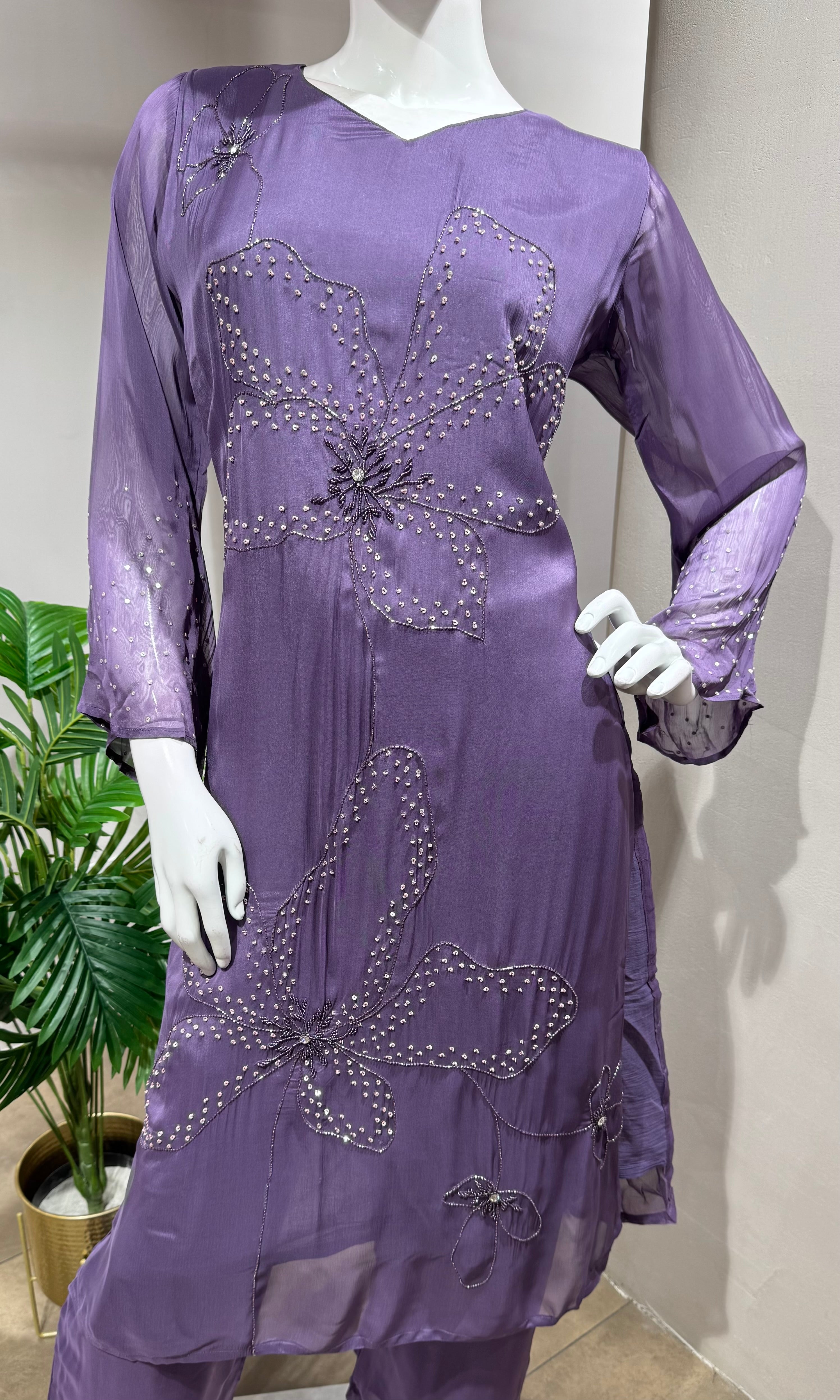 PURPLE FLORAL THREAD EMBROIDERED KURTA SET