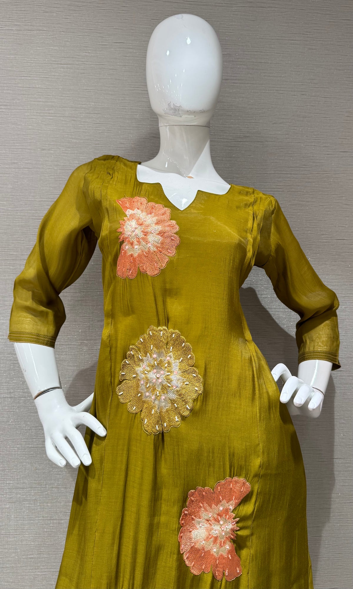 Mehendi Green cotton silk Floral Motif Kurta set with dupatta
