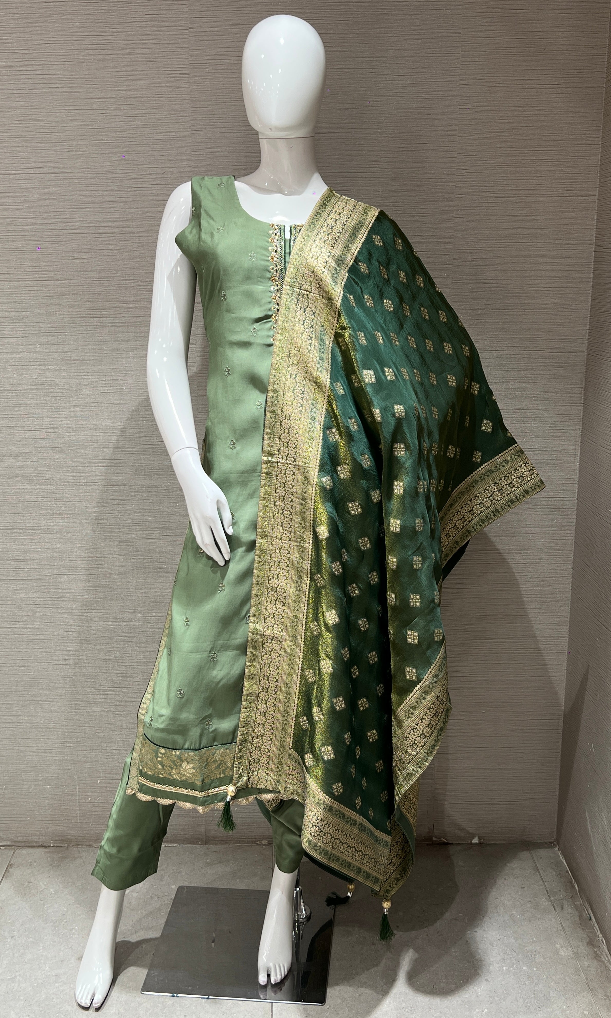 Green embroidered kurta set