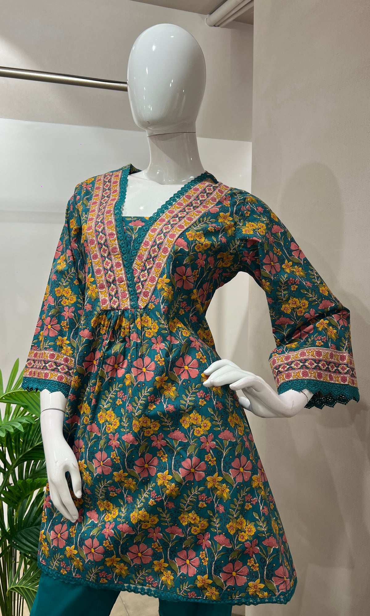 Green FLORAL CORD SET
