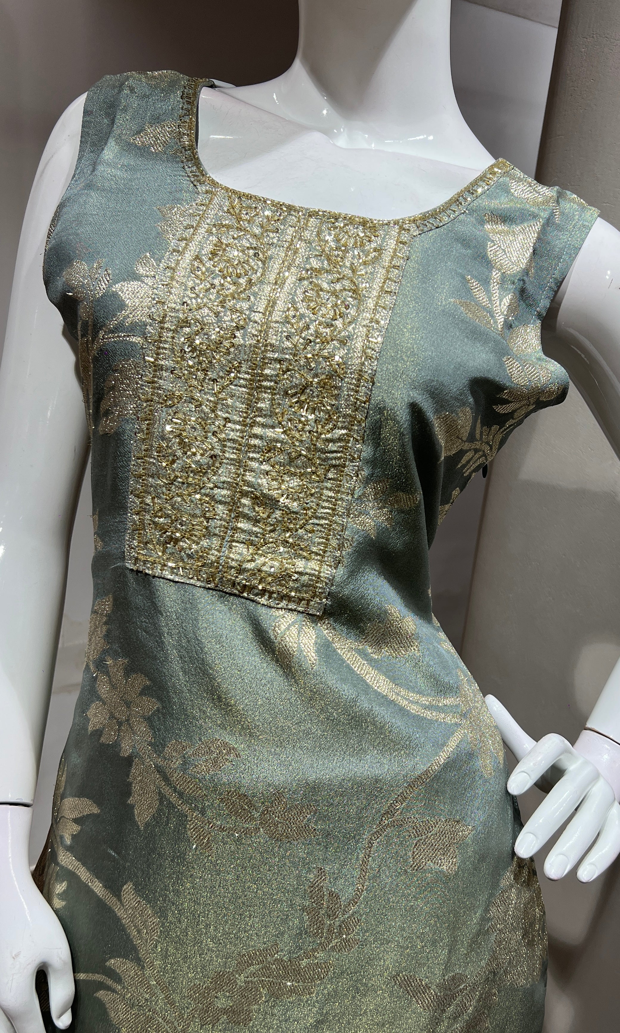 Grey Embroidered Kurta Set with Shimmer Dupatta