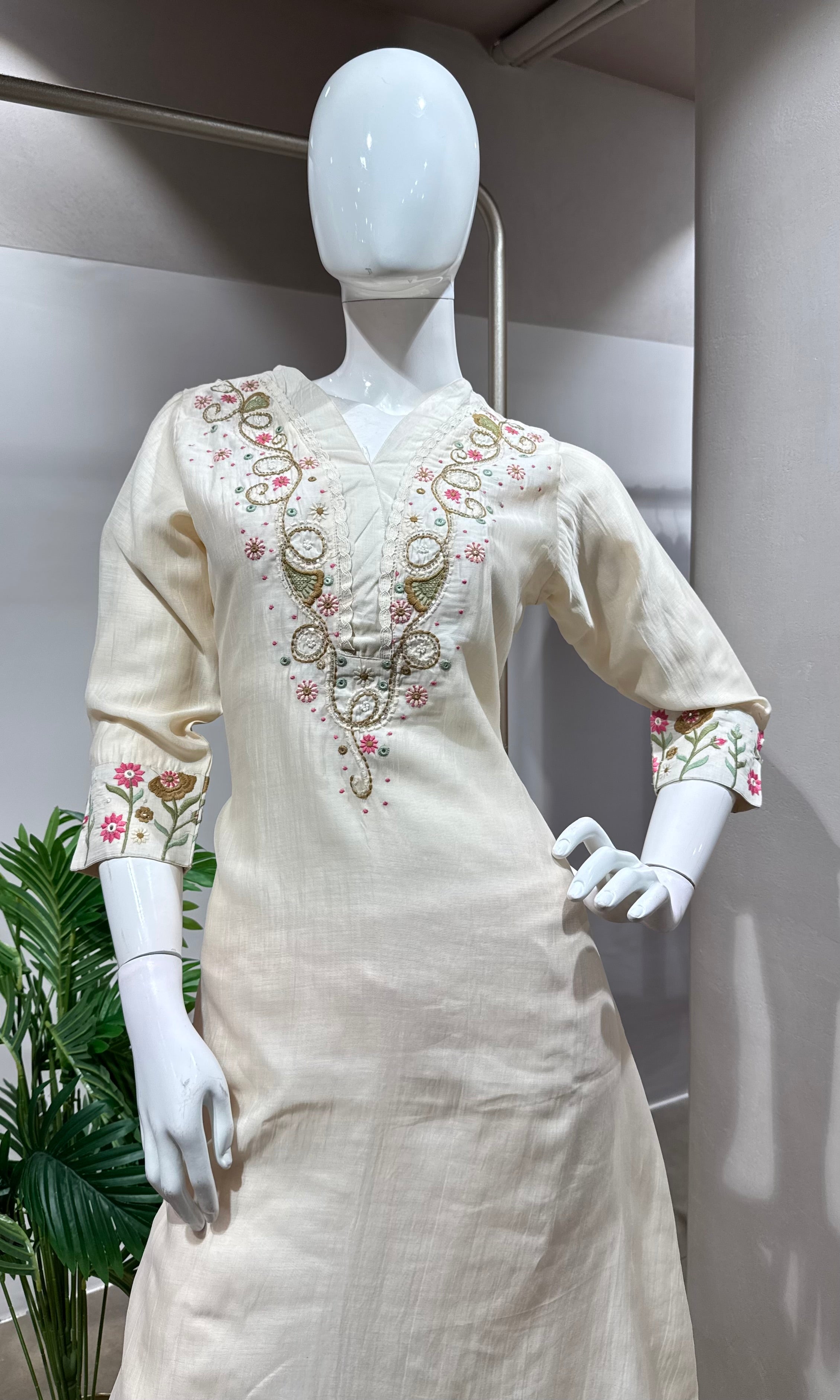 PEACH Cotton Floral Embroidery kurta set
