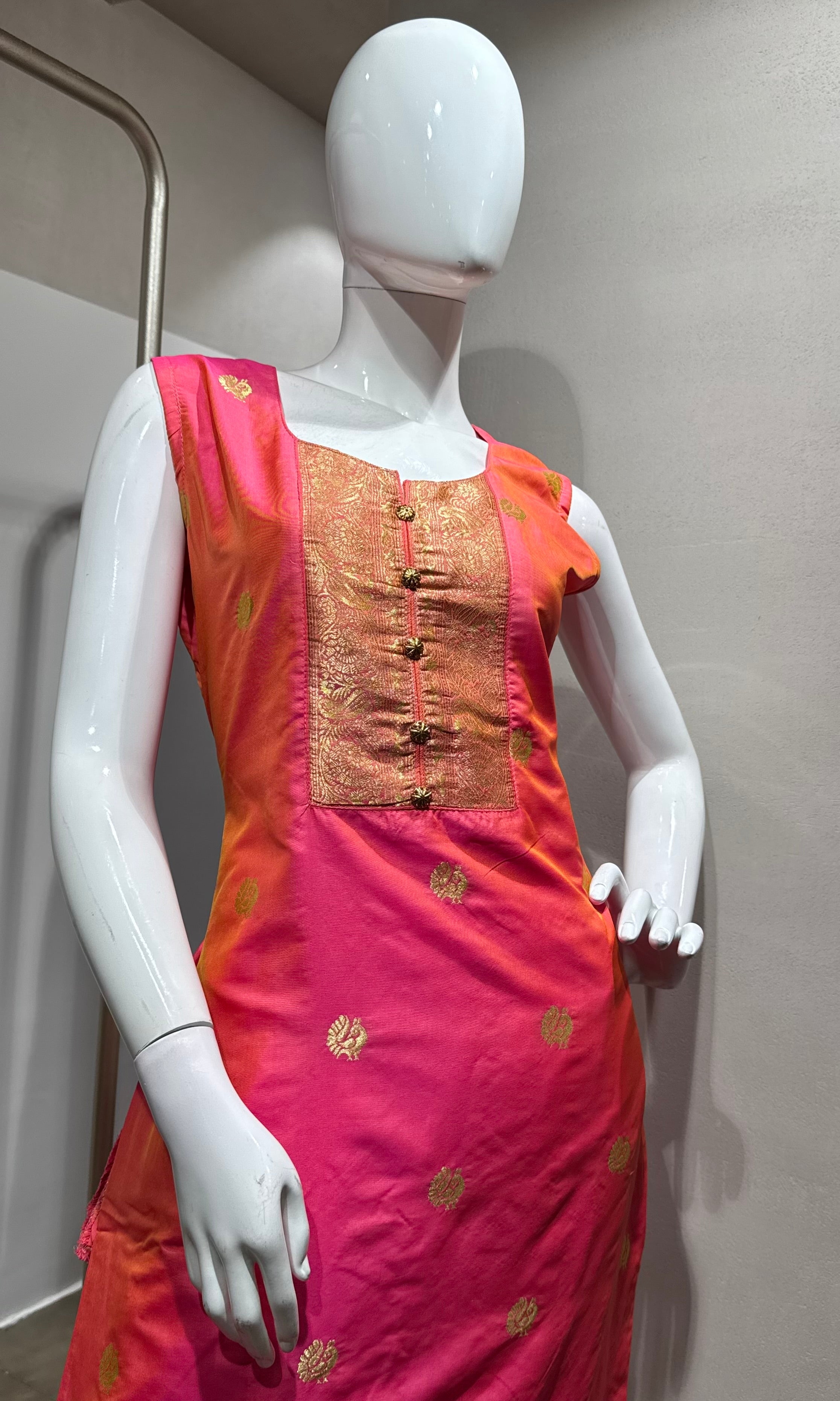 Pink Banarasi Silk Kurta with Paithani Dupatta
