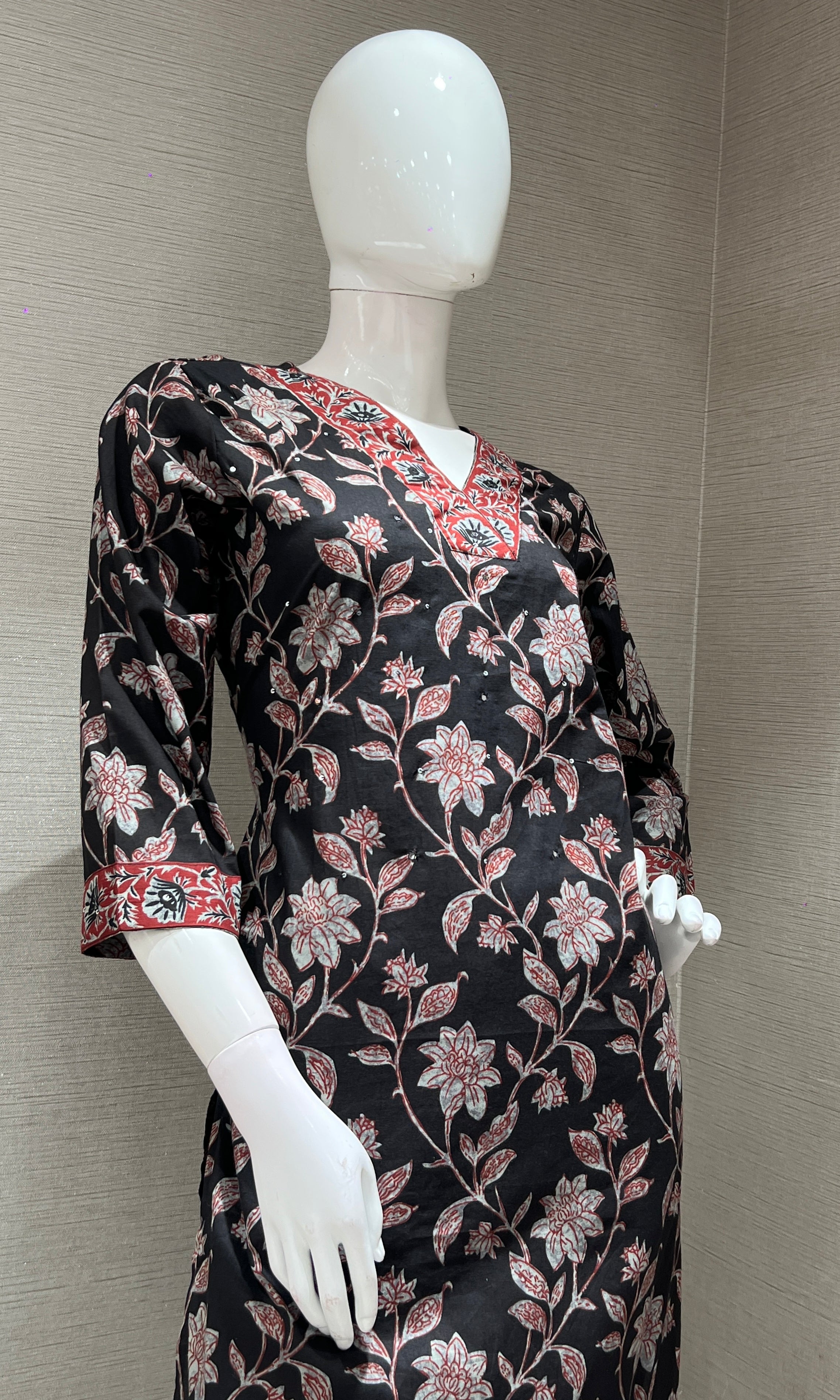 Black FLORAL PRINT kurta set