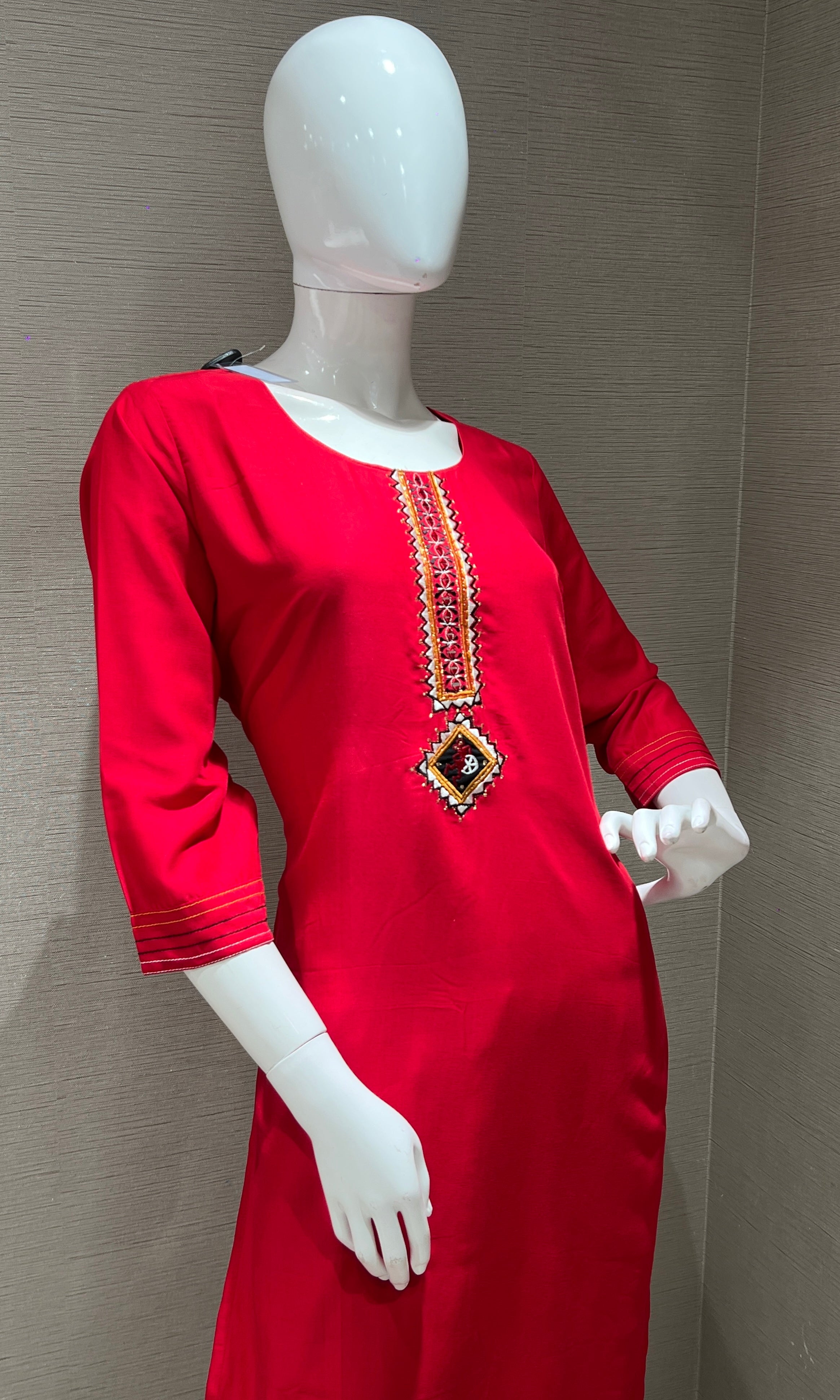 red kurta set with contrast dupatta
