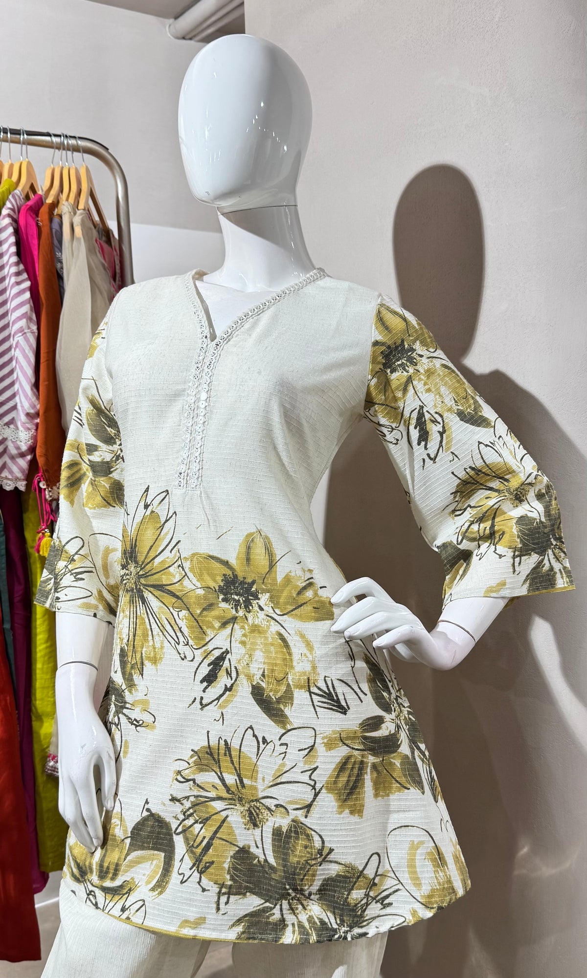 YELLOW FLORAL PRINTED CORD SET