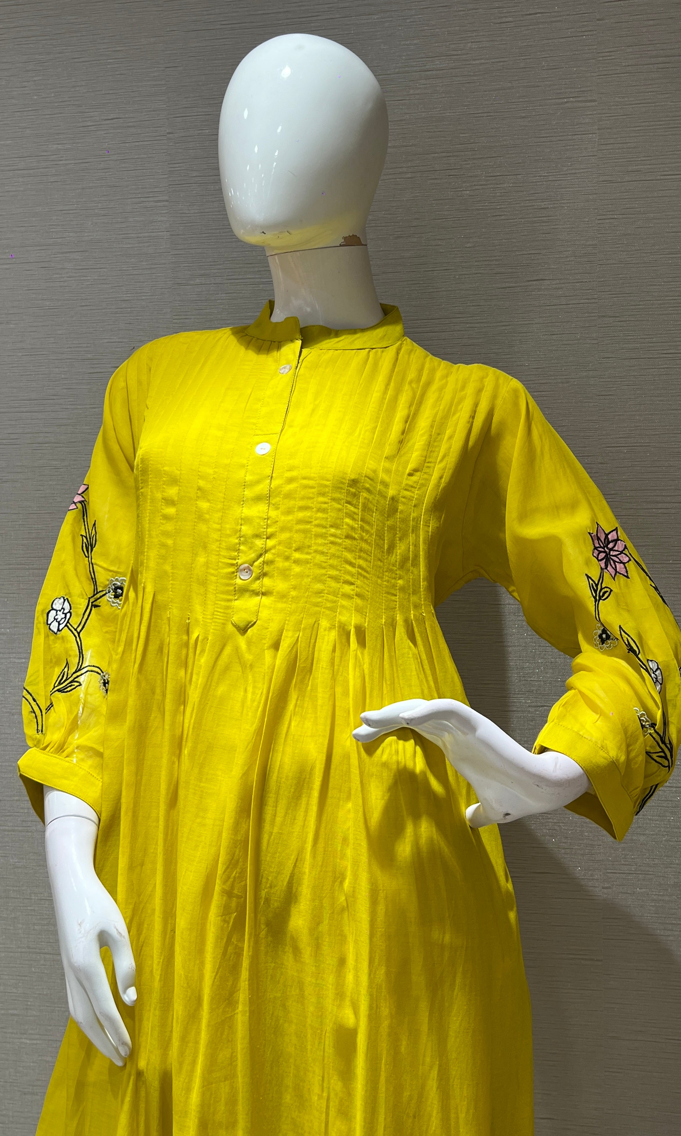 Liril floral embroidery mul chanderi kurta set