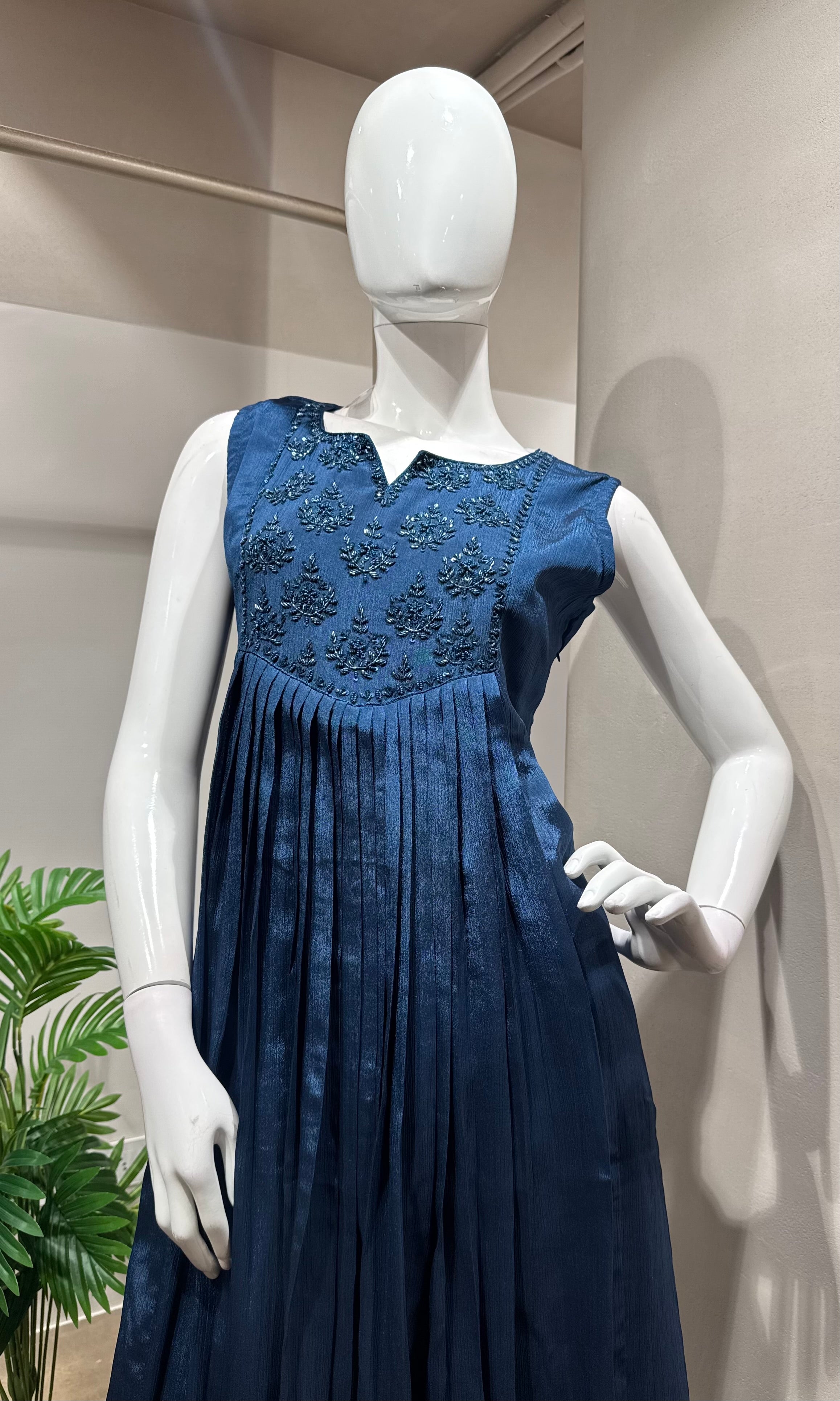 blue embroidered kurta set