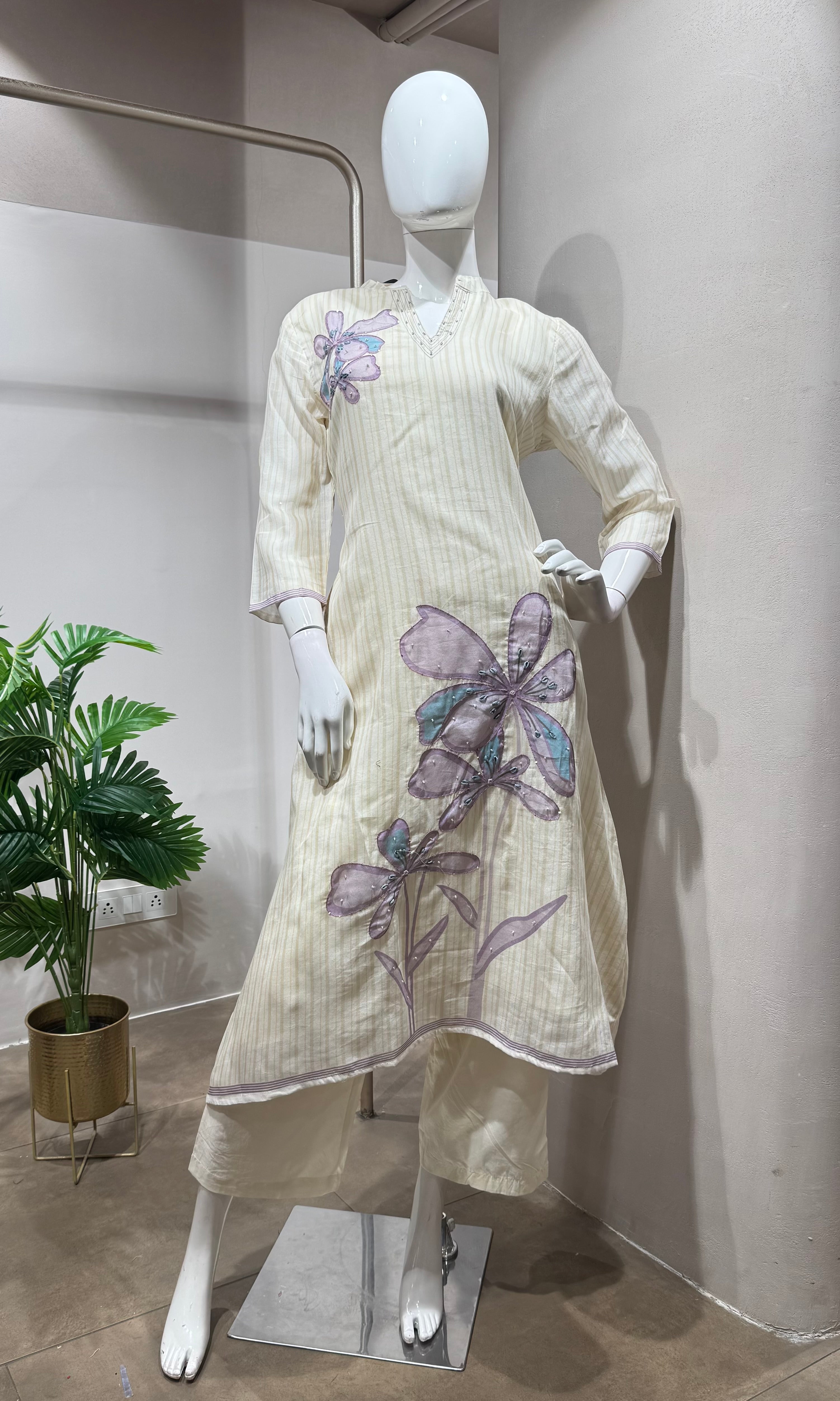 cream Lavender Motif Kurta with bottom