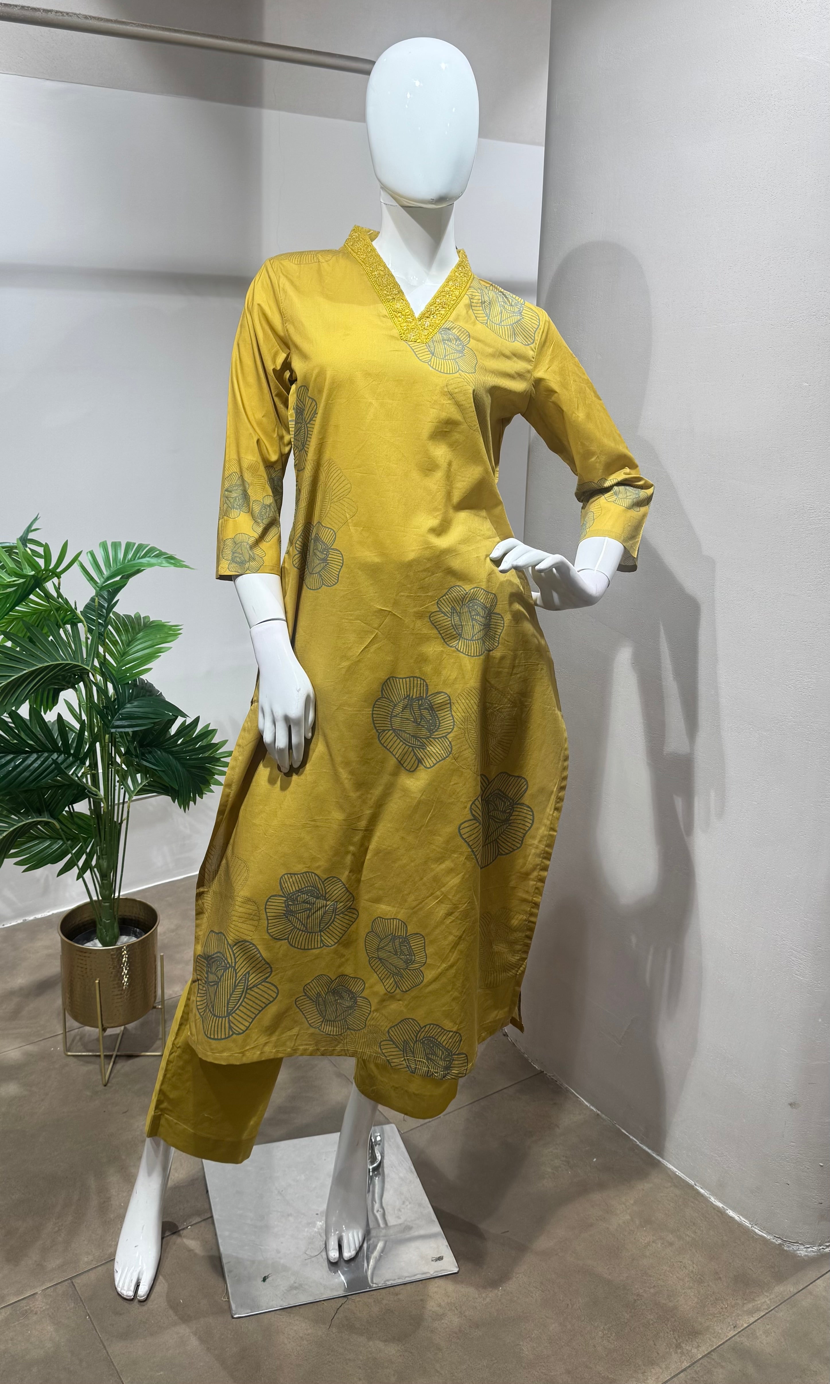 mehandi green Printed Kurta Set