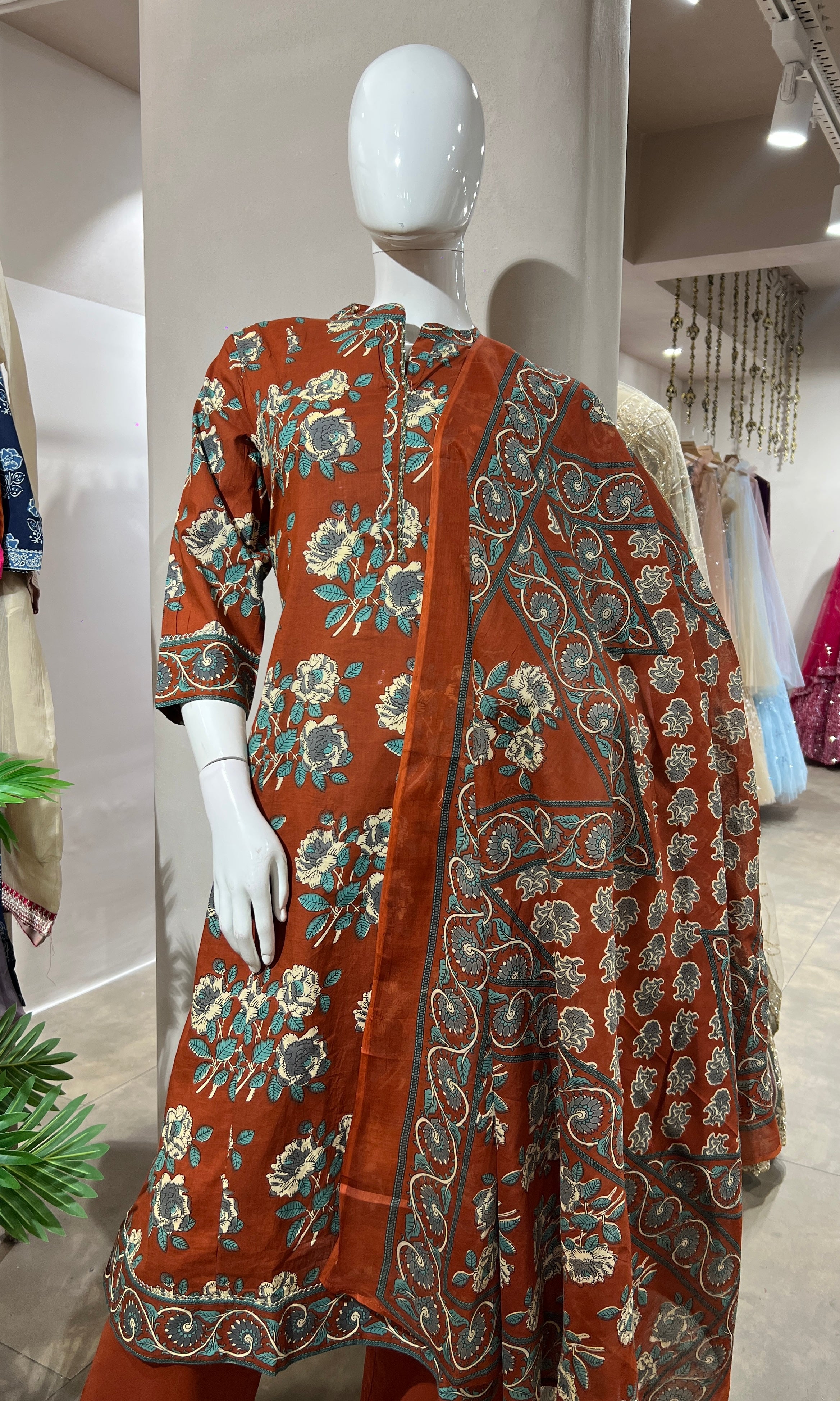 RUST FLORAL PRINTED ETHNIC KURTA SET